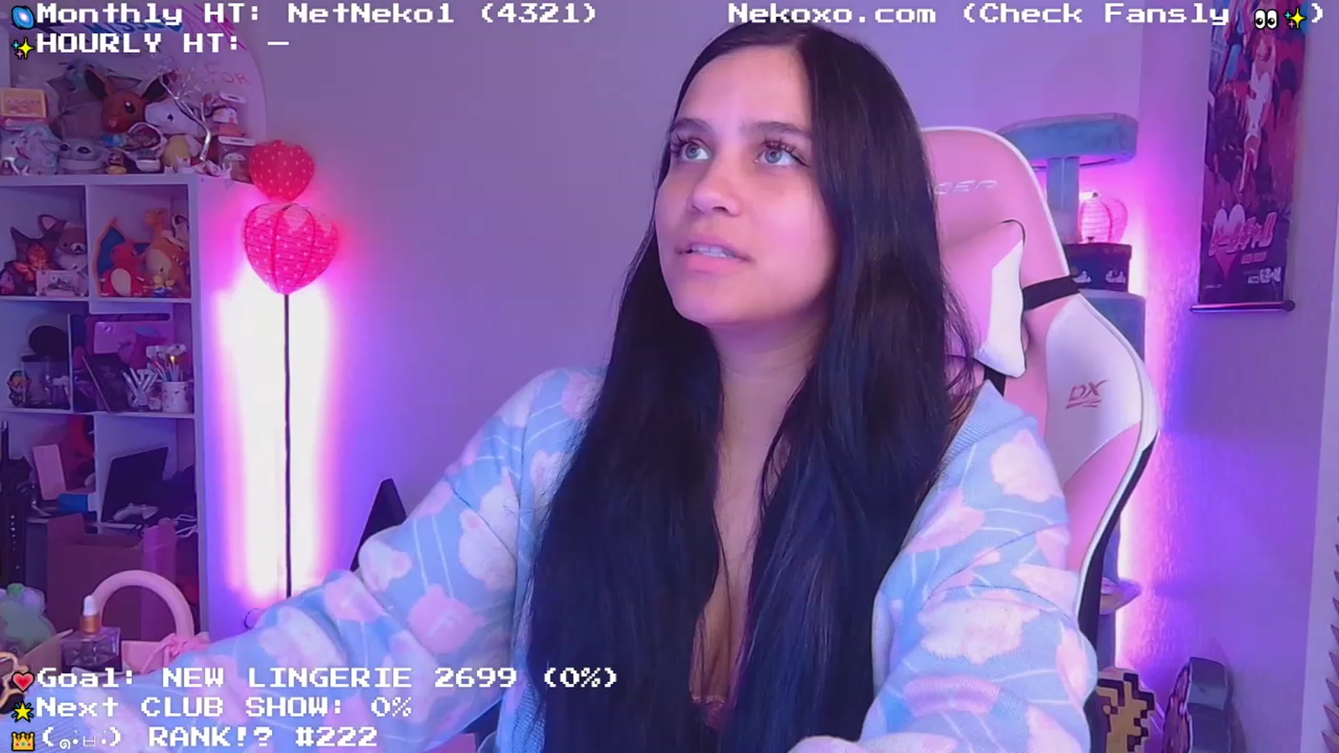 Gallery image thumbnail from Nekobeanxo's myfreecams stream on, 06/19/2023, 02:18 image 14 of 20