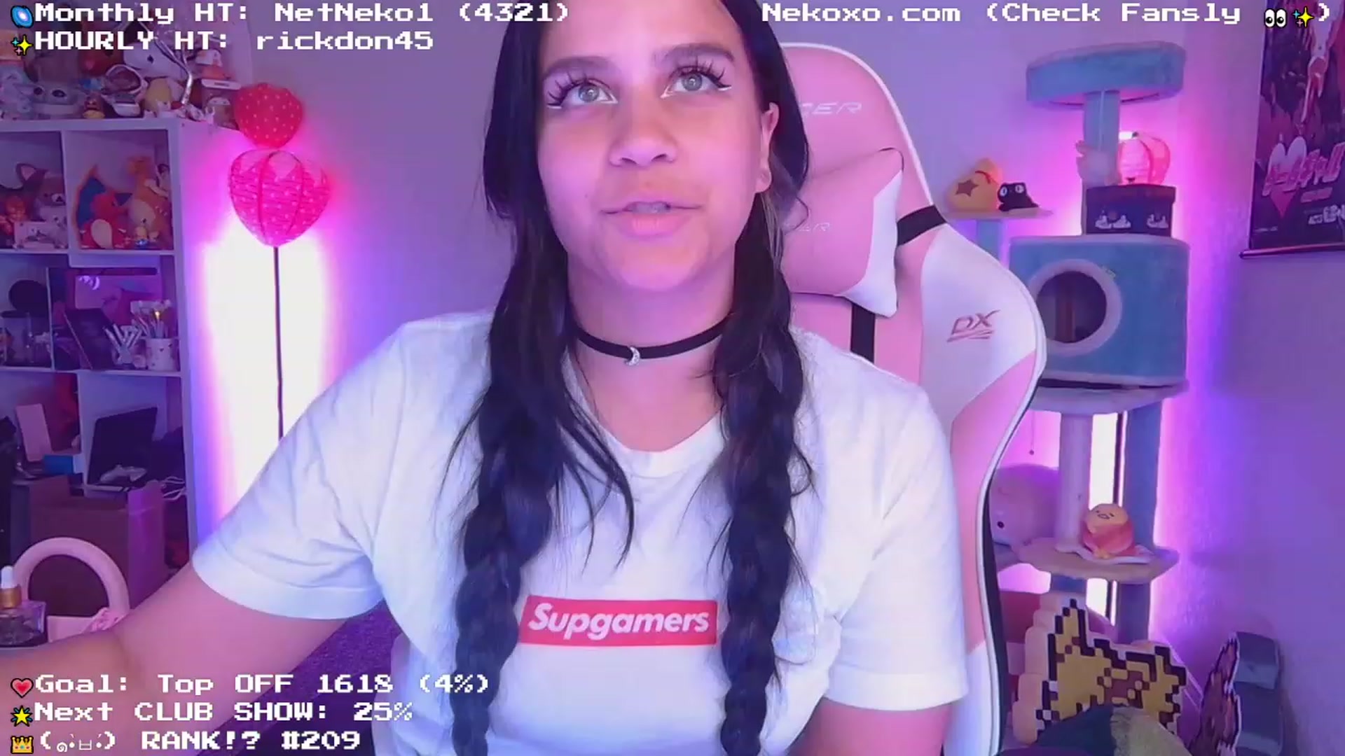 Gallery image thumbnail from Nekobeanxo's myfreecams stream on, 06/20/2023, 04:54 image 6 of 20
