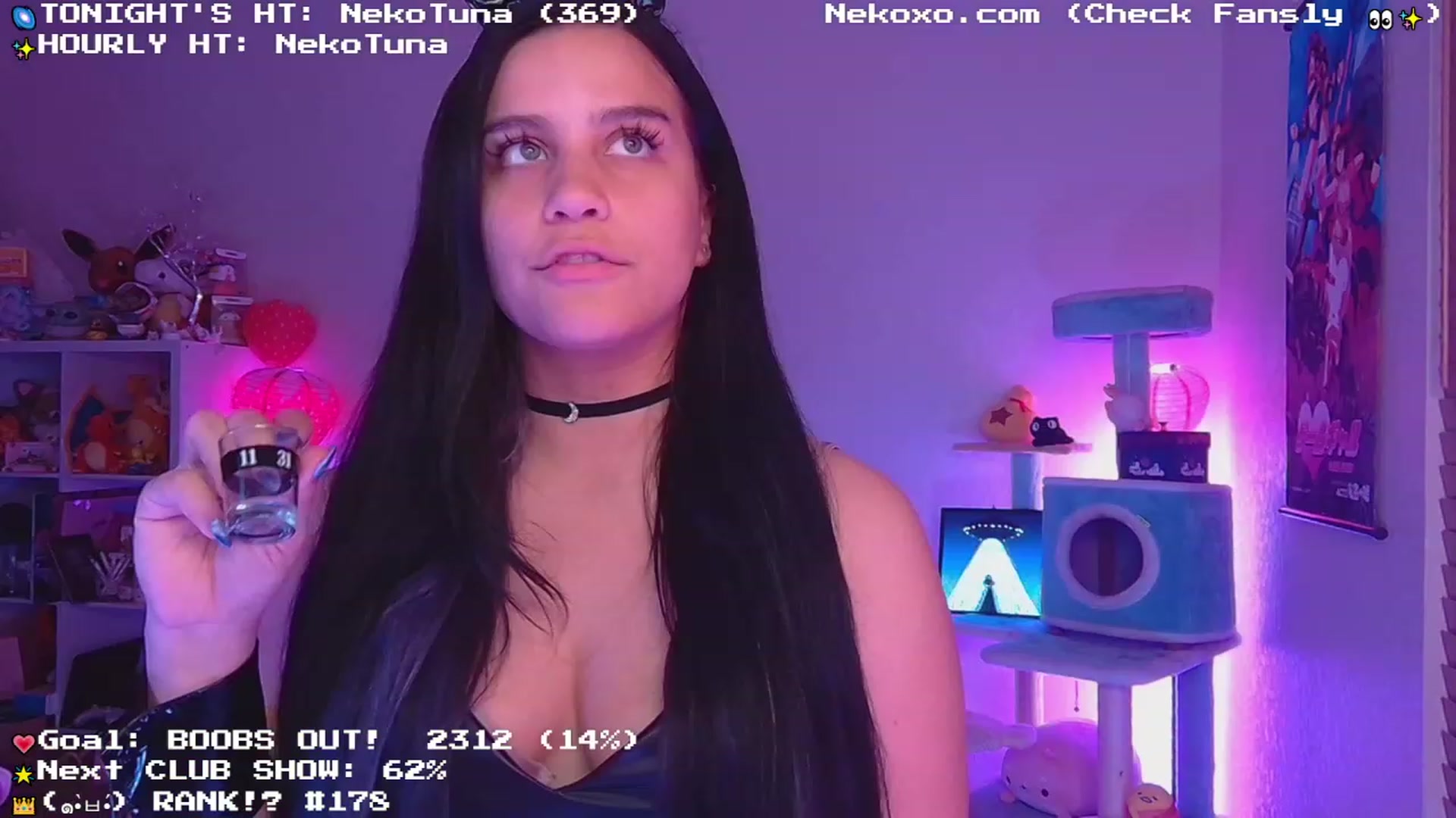 Gallery image thumbnail from Nekobeanxo's myfreecams stream on, 06/21/2023, 02:33 image 15 of 20