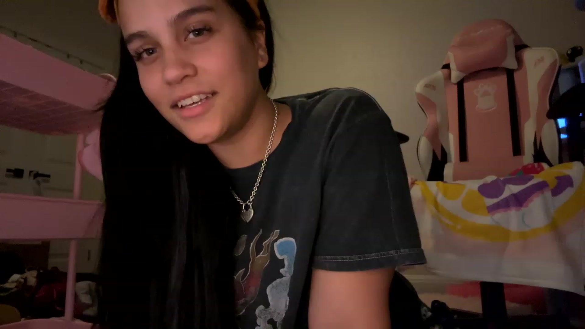 Gallery image thumbnail from Nekobeanxo's myfreecams stream on, 06/29/2023, 09:01 image 15 of 20