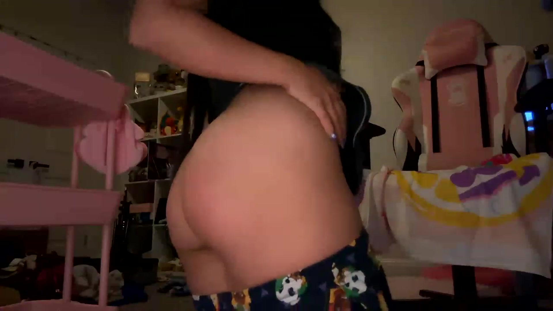 Gallery image thumbnail from Nekobeanxo's myfreecams stream on, 06/29/2023, 09:01 image 19 of 20