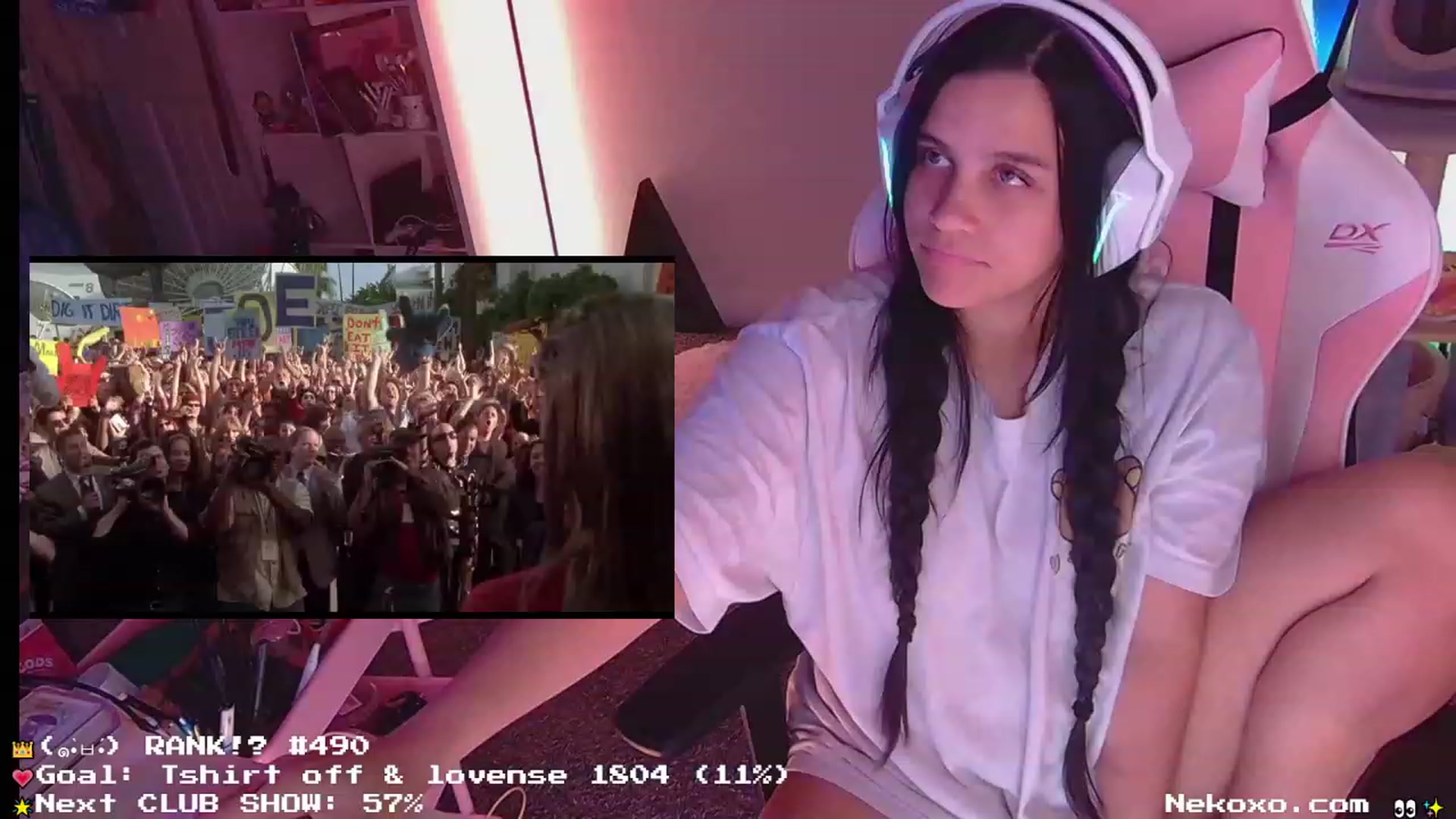 Gallery image thumbnail from Nekobeanxo's myfreecams stream on, 07/10/2023, 06:19 image 8 of 20