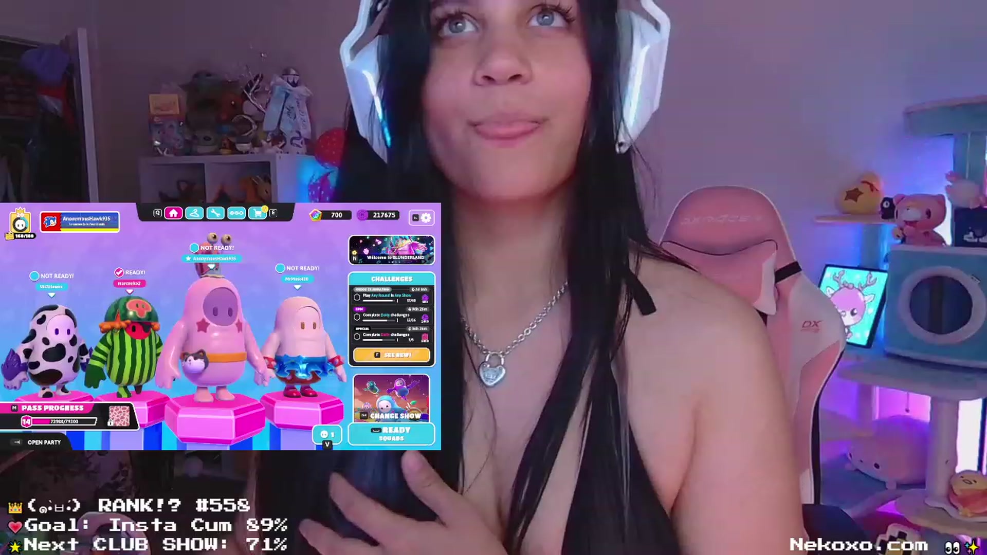Gallery image thumbnail from Nekobeanxo's myfreecams stream on, 07/25/2023, 04:18 image 12 of 20