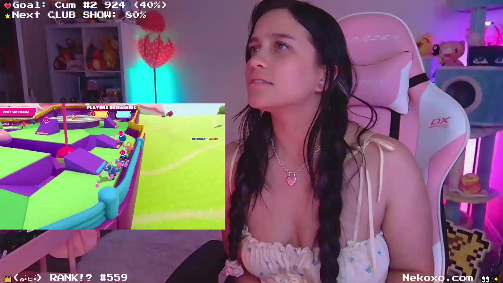 Gallery image thumbnail from Nekobeanxo's myfreecams stream on, 07/26/2023, 04:30 image 17 of 20