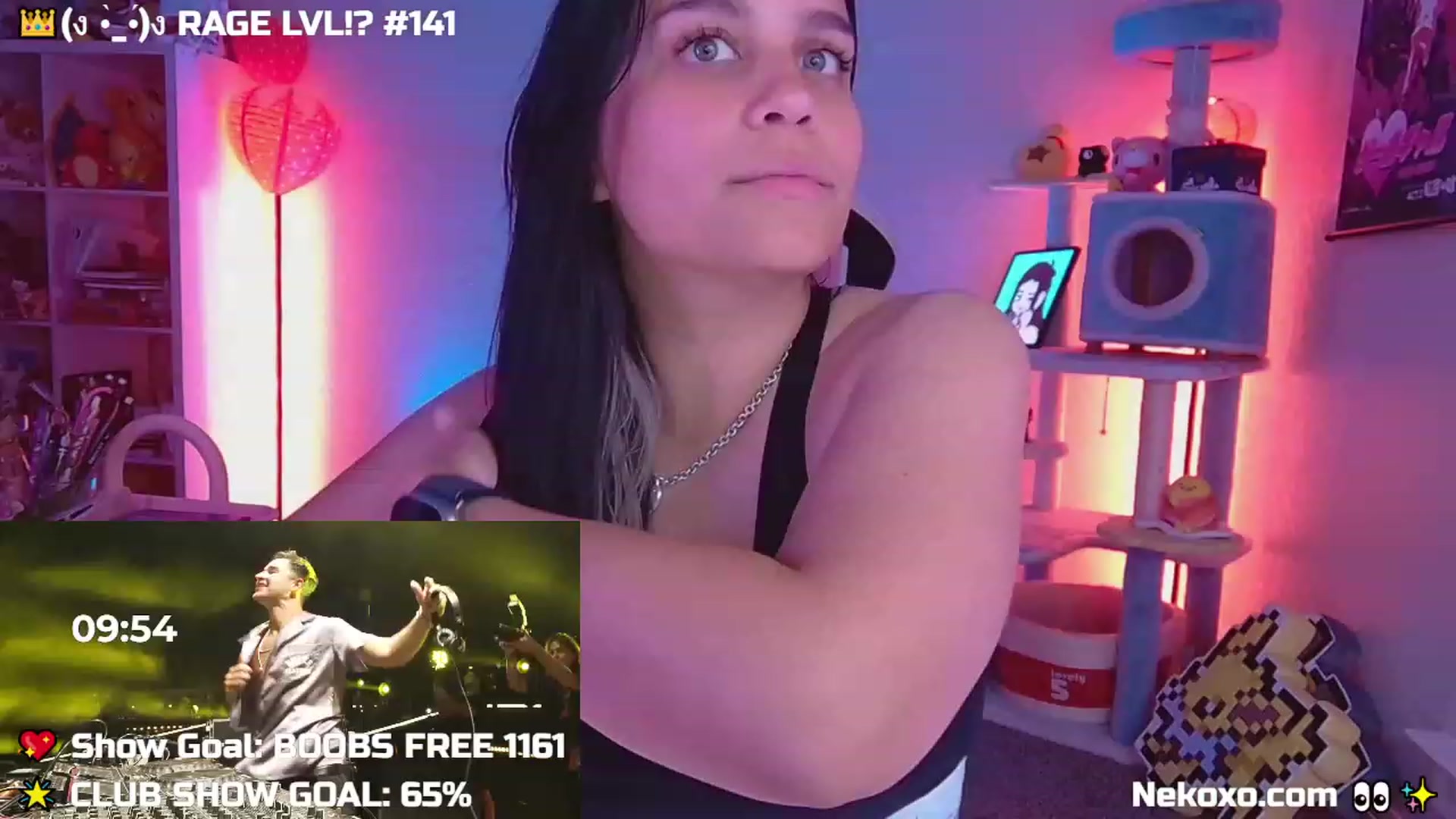 Gallery image thumbnail from Nekobeanxo's myfreecams stream on, 09/15/2023, 06:43 image 16 of 20