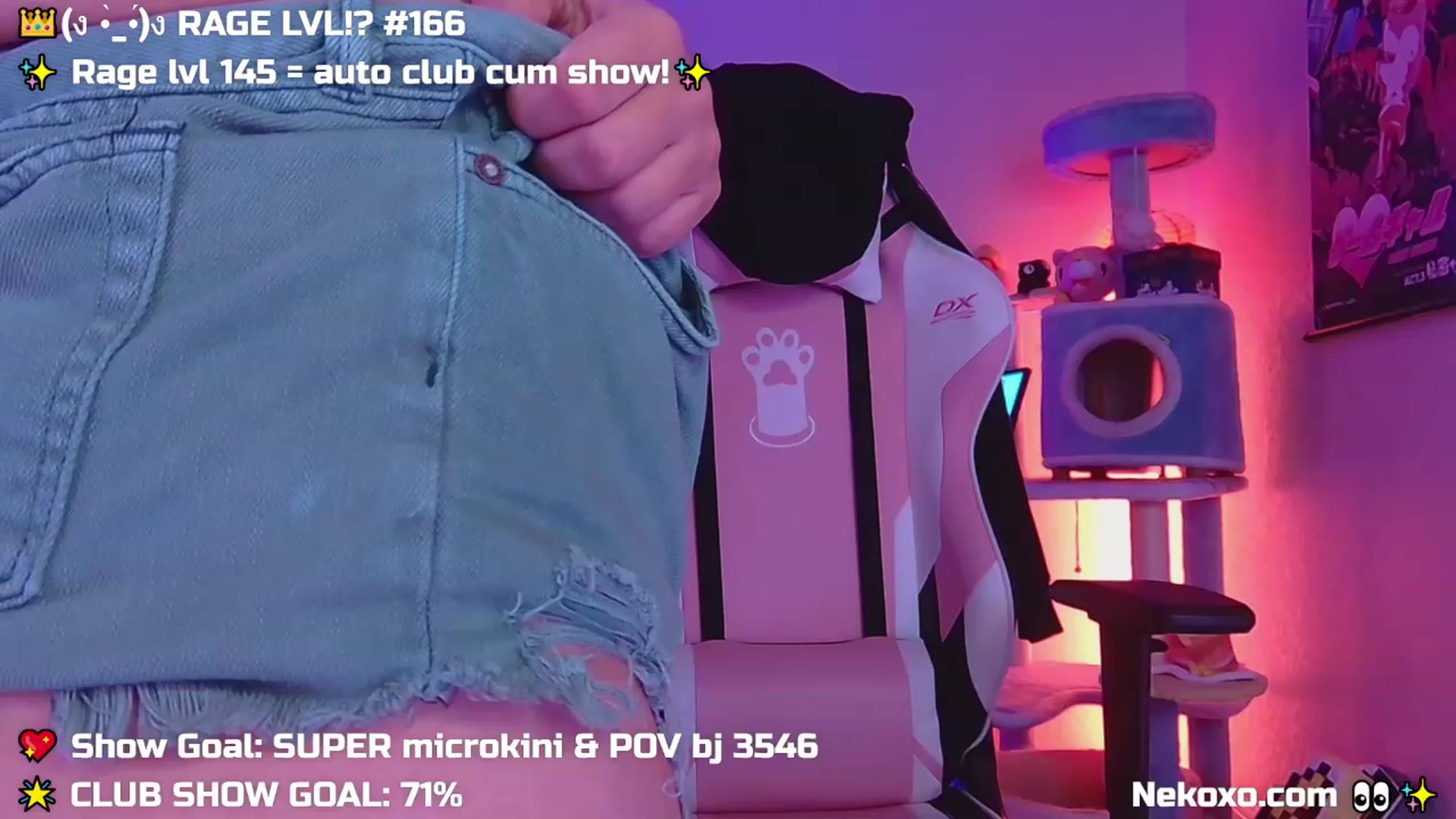 Gallery image thumbnail from Nekobeanxo's myfreecams stream on, 09/18/2023, 03:41 image 13 of 20