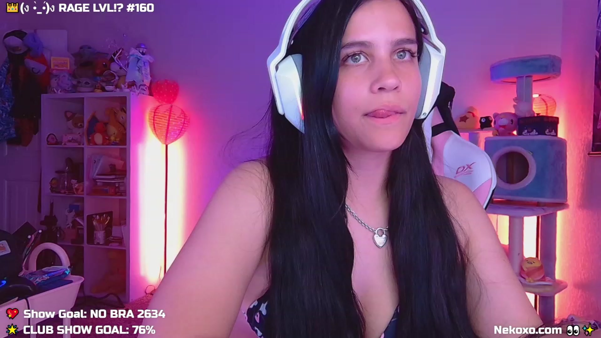 Gallery image thumbnail from Nekobeanxo's myfreecams stream on, 09/19/2023, 07:22 image 11 of 20