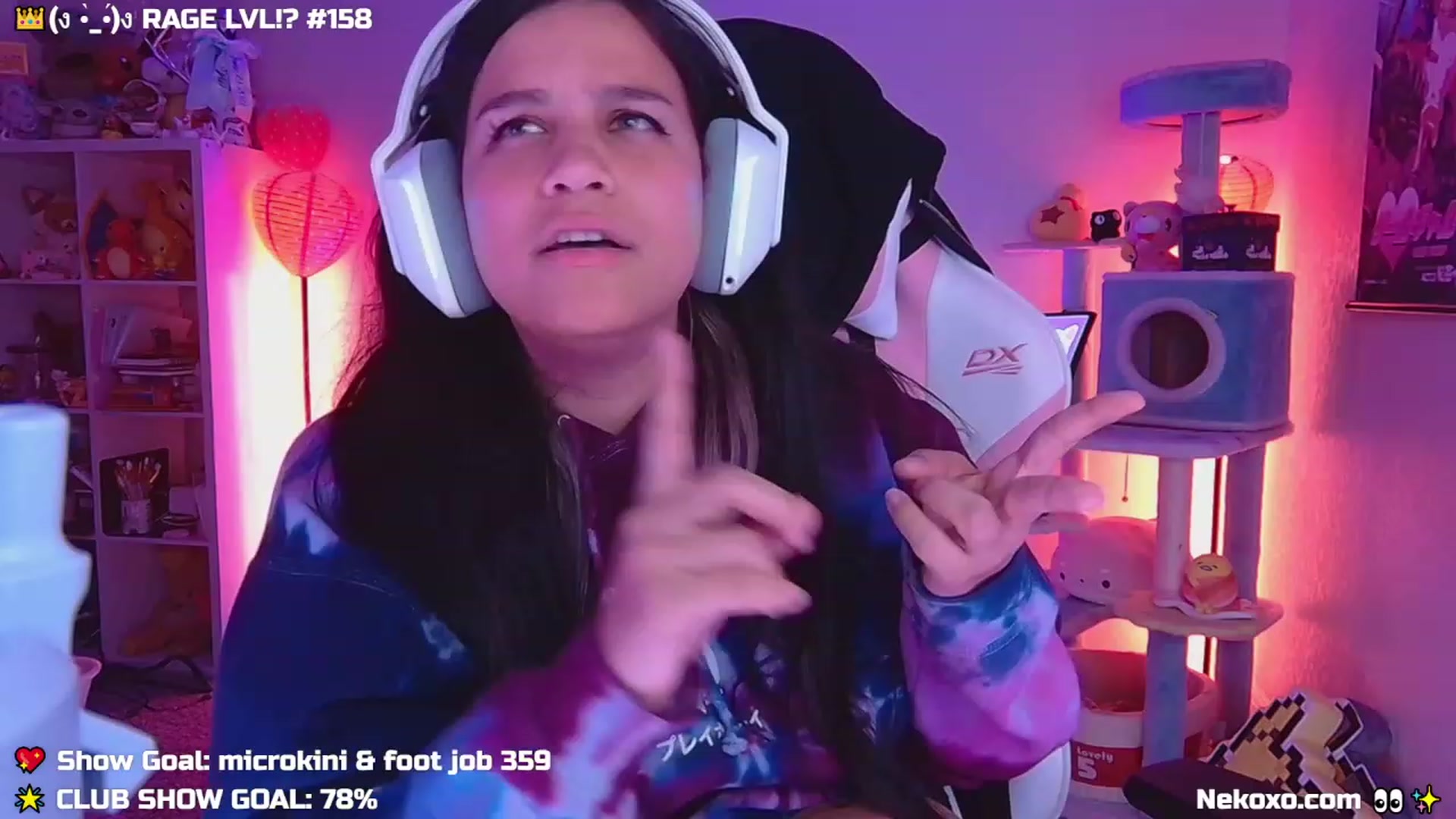 Gallery image thumbnail from Nekobeanxo's myfreecams stream on, 09/20/2023, 08:14 image 13 of 20