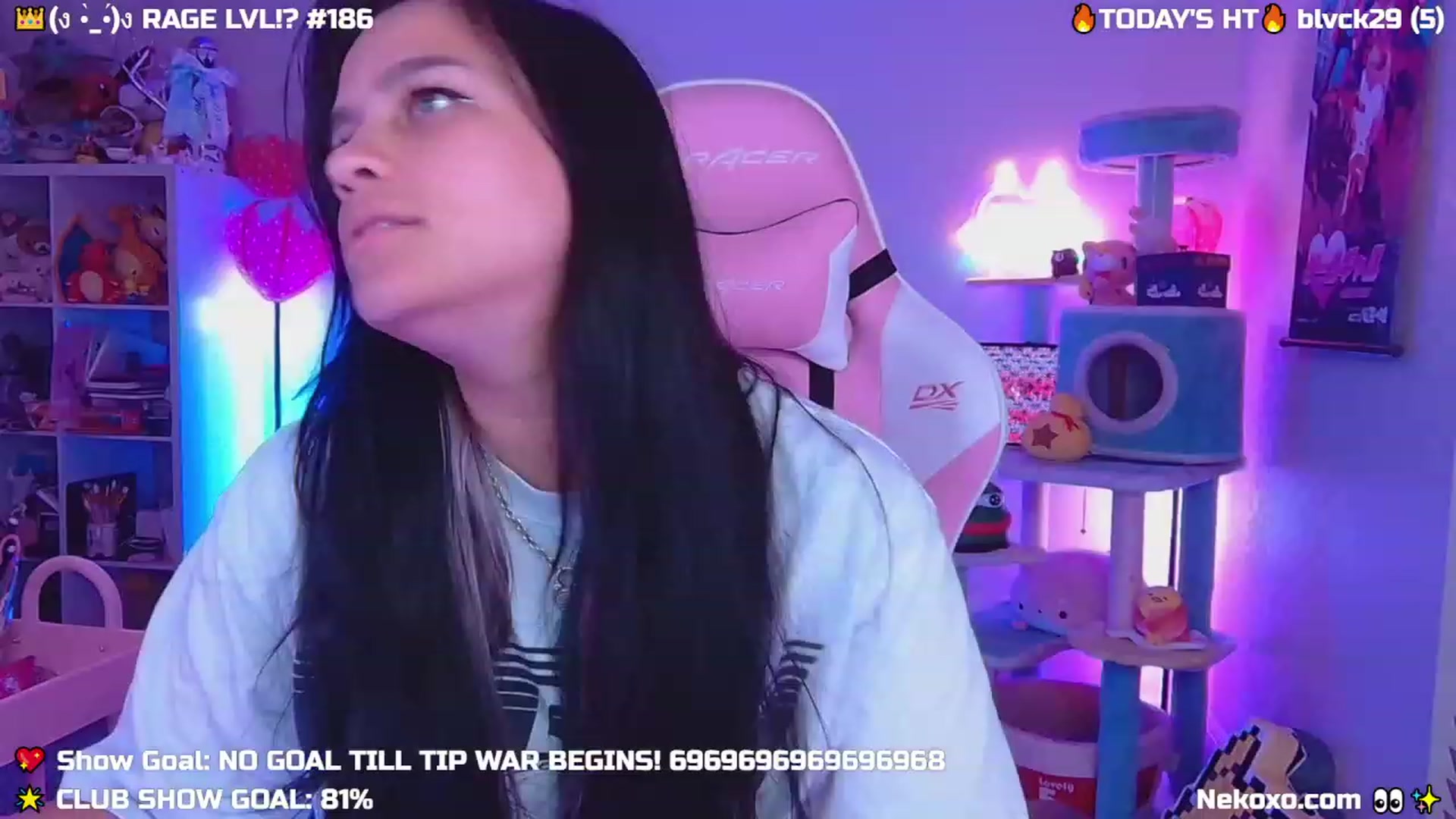 Gallery image thumbnail from Nekobeanxo's myfreecams stream on, 09/24/2023, 04:44 image 6 of 20