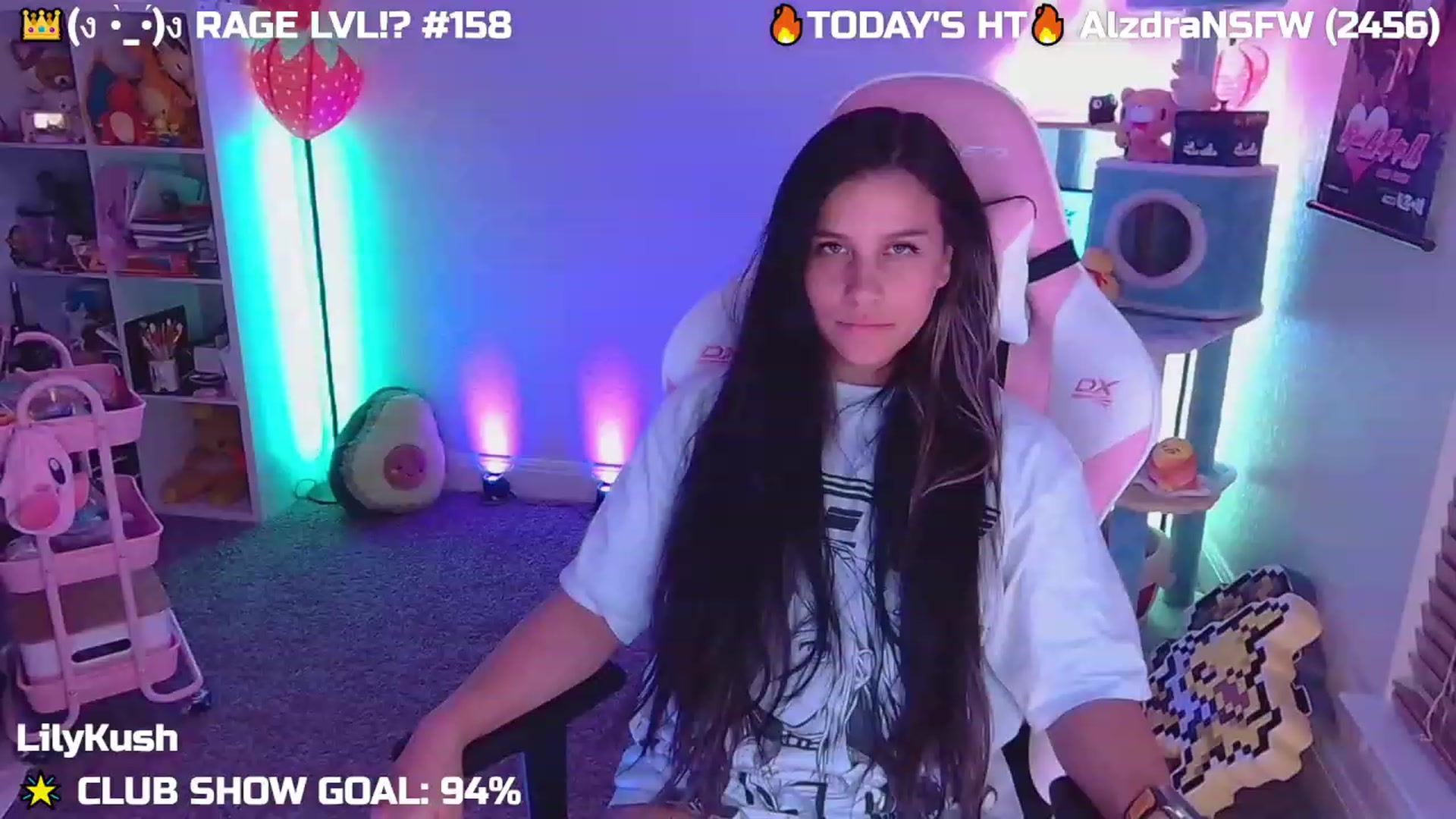 Gallery image thumbnail from Nekobeanxo's myfreecams stream on, 09/24/2023, 08:24 image 11 of 20