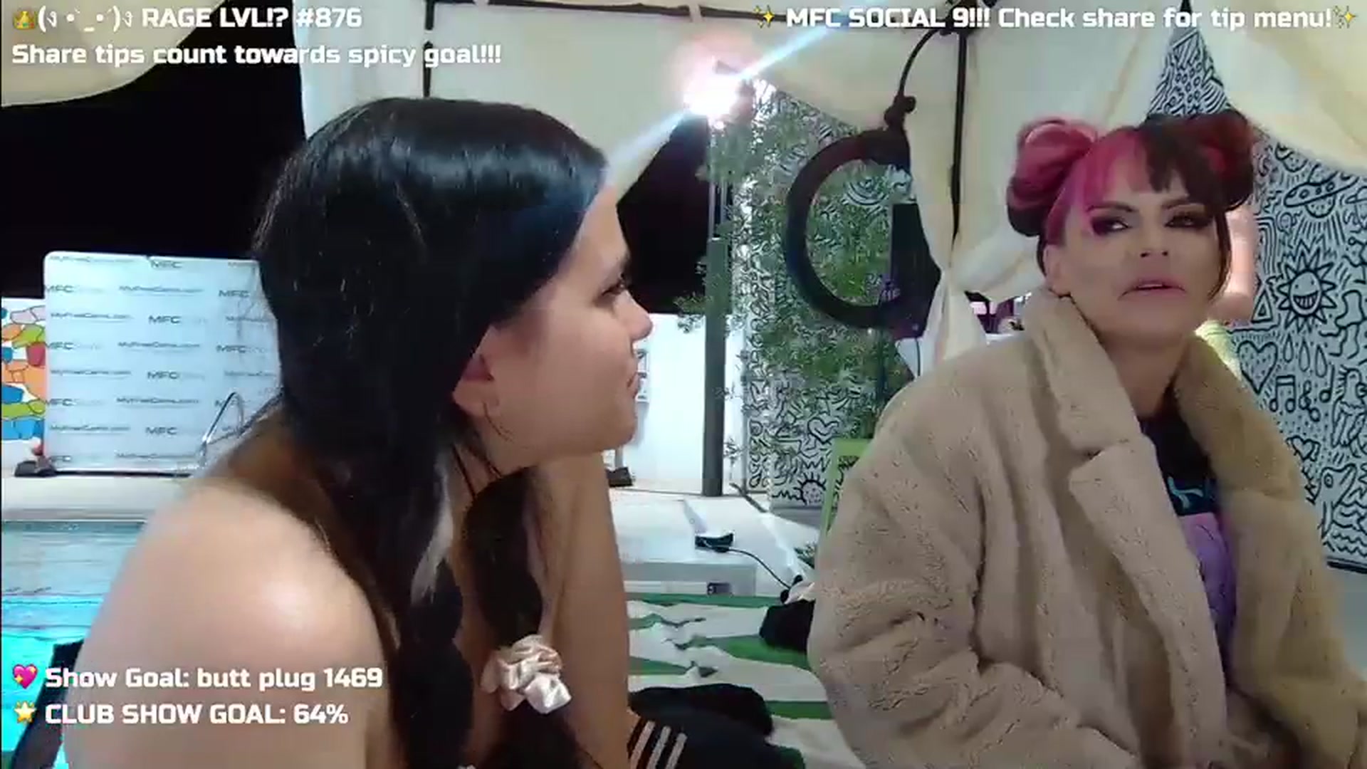 Gallery image thumbnail from Nekobeanxo's myfreecams stream on, 10/12/2023, 07:15 image 17 of 20