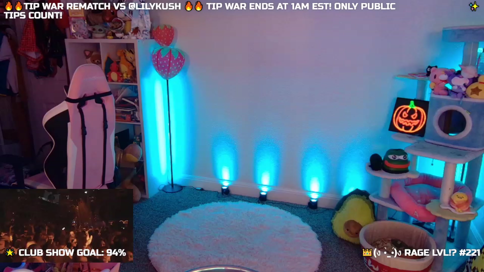 Gallery image thumbnail from Nekobeanxo's myfreecams stream on, 11/18/2023, 07:27 image 18 of 20