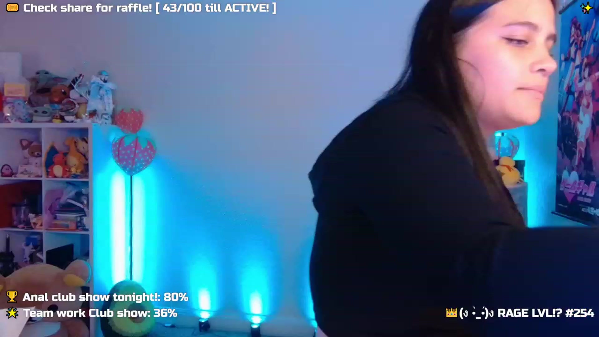 Gallery image thumbnail from Nekobeanxo's myfreecams stream on, 11/25/2023, 07:44 image 18 of 20