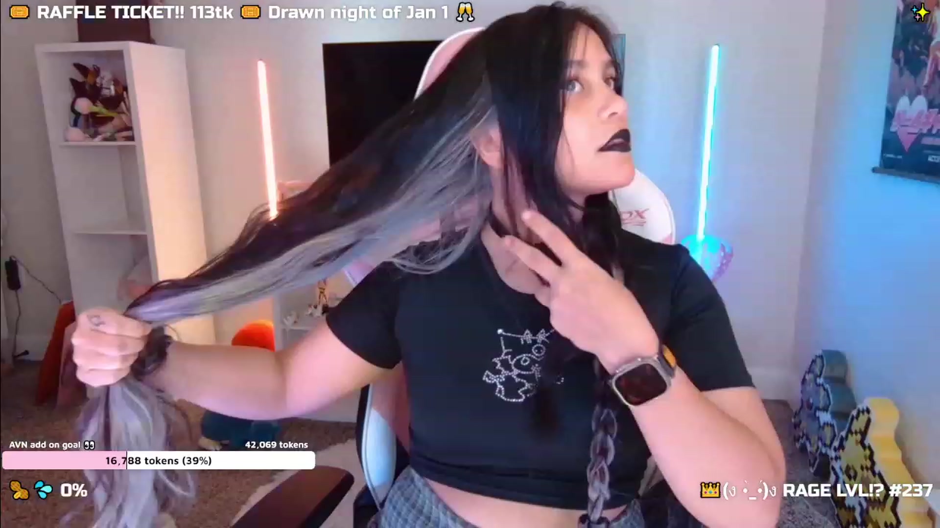 Gallery image thumbnail from Nekobeanxo's myfreecams stream on, 12/21/2023, 03:24 image 8 of 20