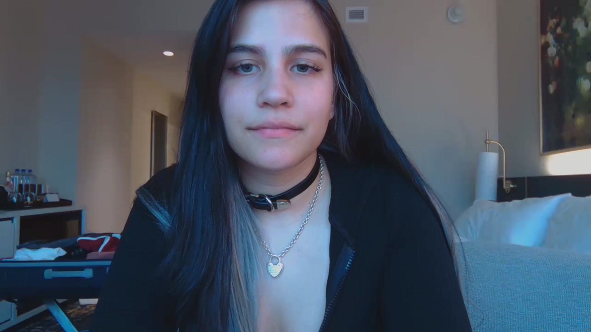 Gallery image thumbnail from Nekobeanxo's myfreecams stream on, 01/25/2024, 24:16 image 2 of 20