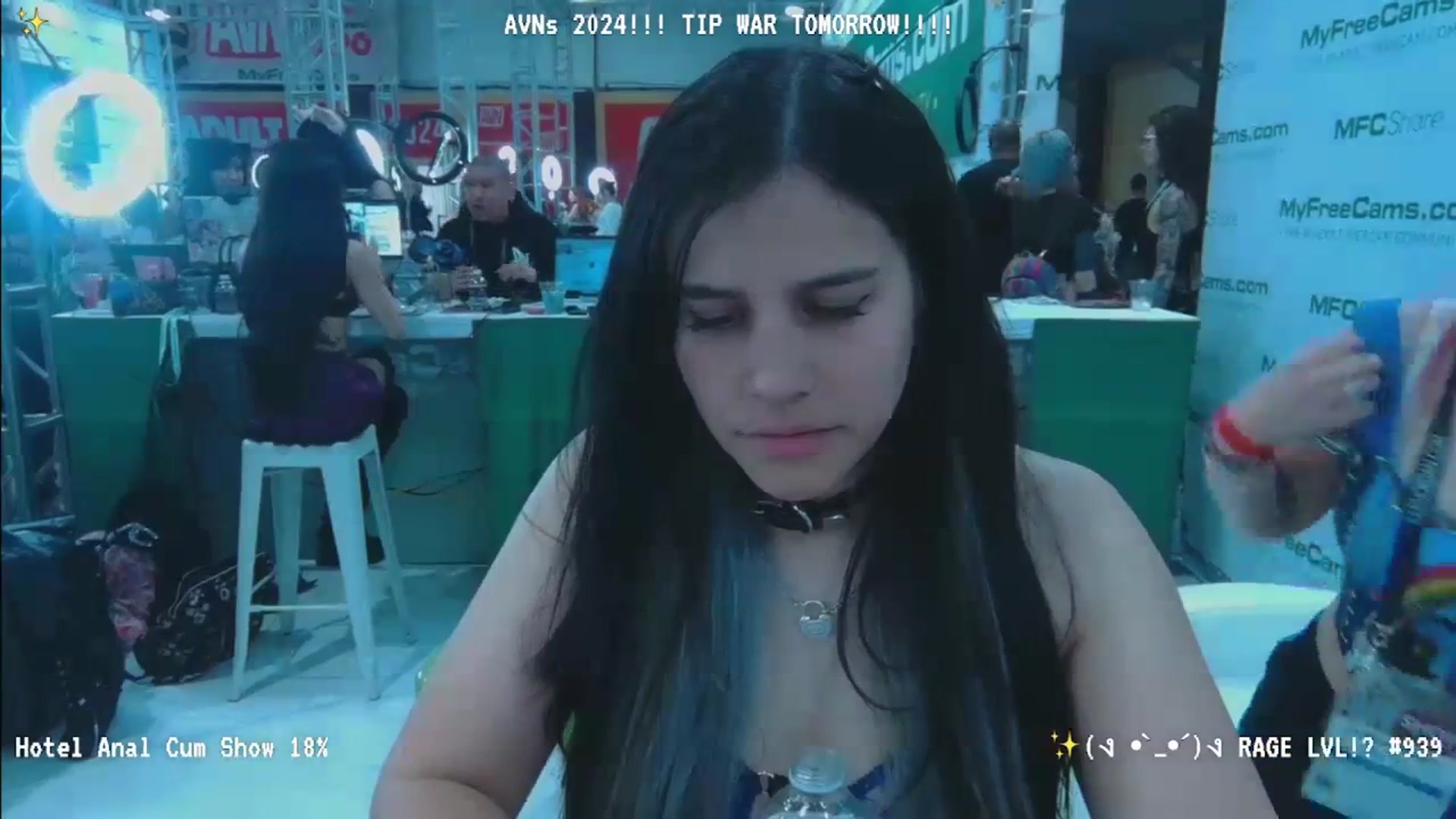 Gallery image thumbnail from Nekobeanxo's myfreecams stream on, 01/25/2024, 03:27 image 9 of 20