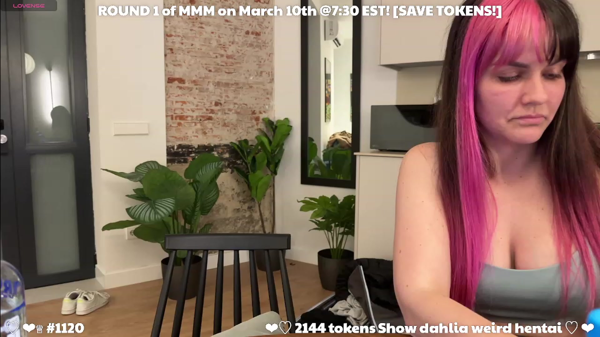 Gallery image thumbnail from Nekobeanxo's myfreecams stream on, 03/03/2024, 01:24 image 13 of 20