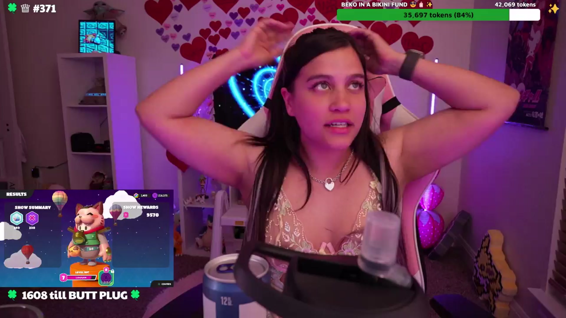 Gallery image thumbnail from Nekobeanxo's myfreecams stream on, 03/30/2024, 08:33 image 11 of 20