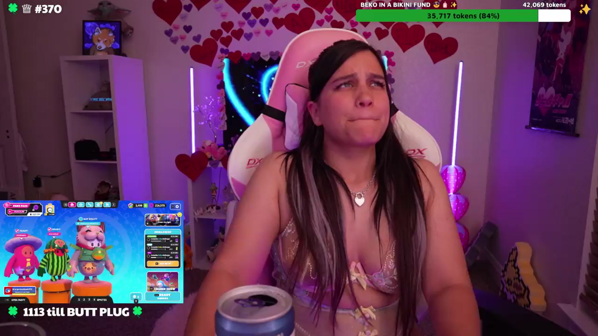 Gallery image thumbnail from Nekobeanxo's myfreecams stream on, 03/30/2024, 08:33 image 13 of 20