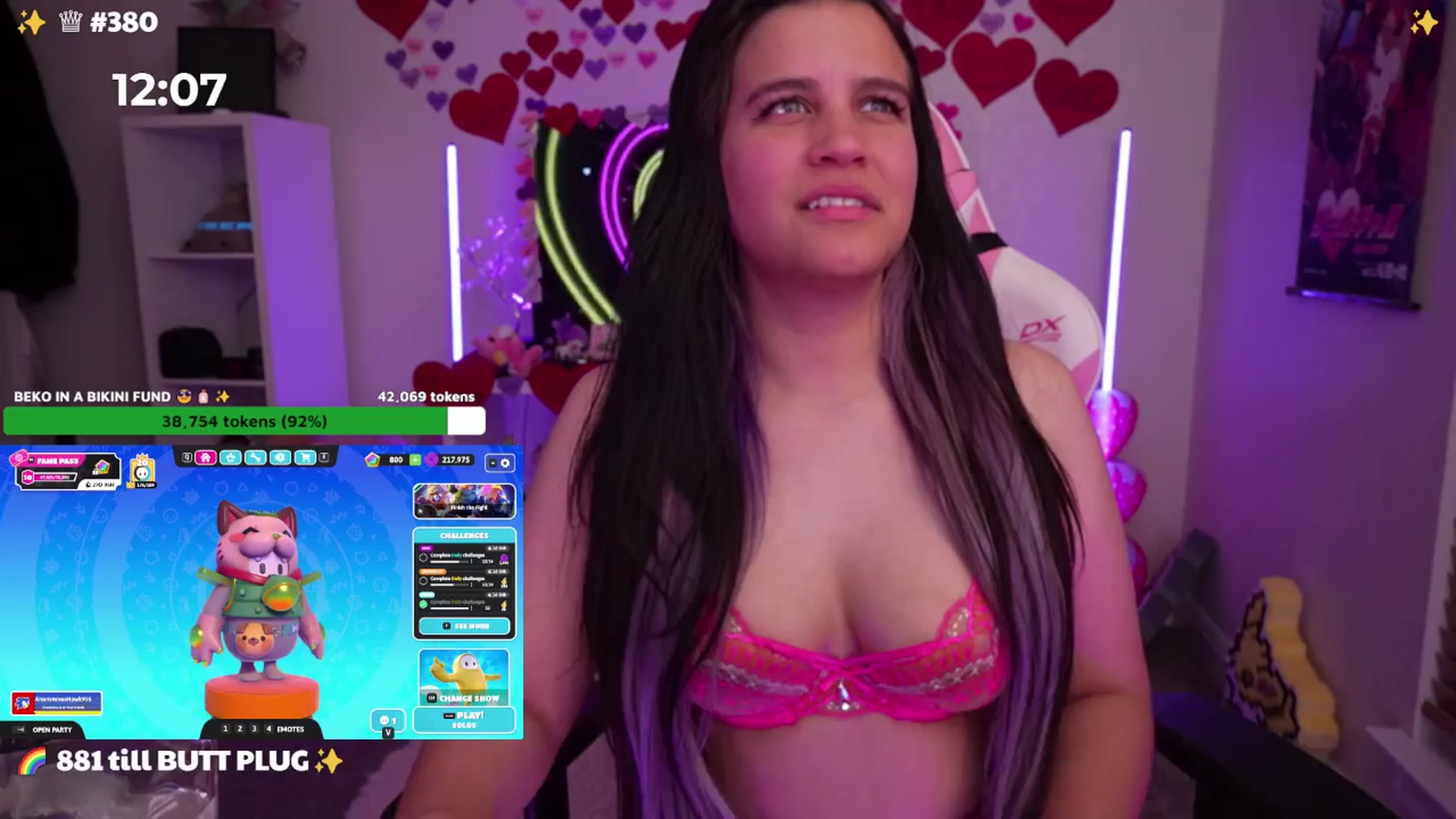 Gallery image thumbnail from Nekobeanxo's myfreecams stream on, 04/01/2024, 07:14 image 8 of 20