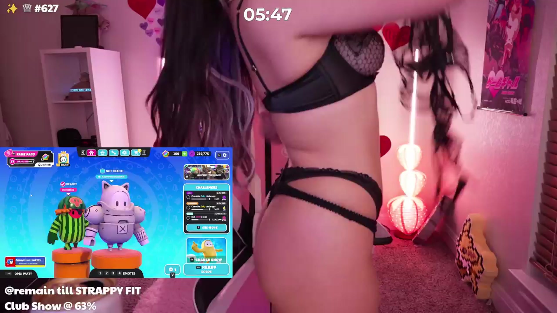 Gallery image thumbnail from Nekobeanxo's myfreecams stream on, 04/06/2024, 04:00 image 14 of 20