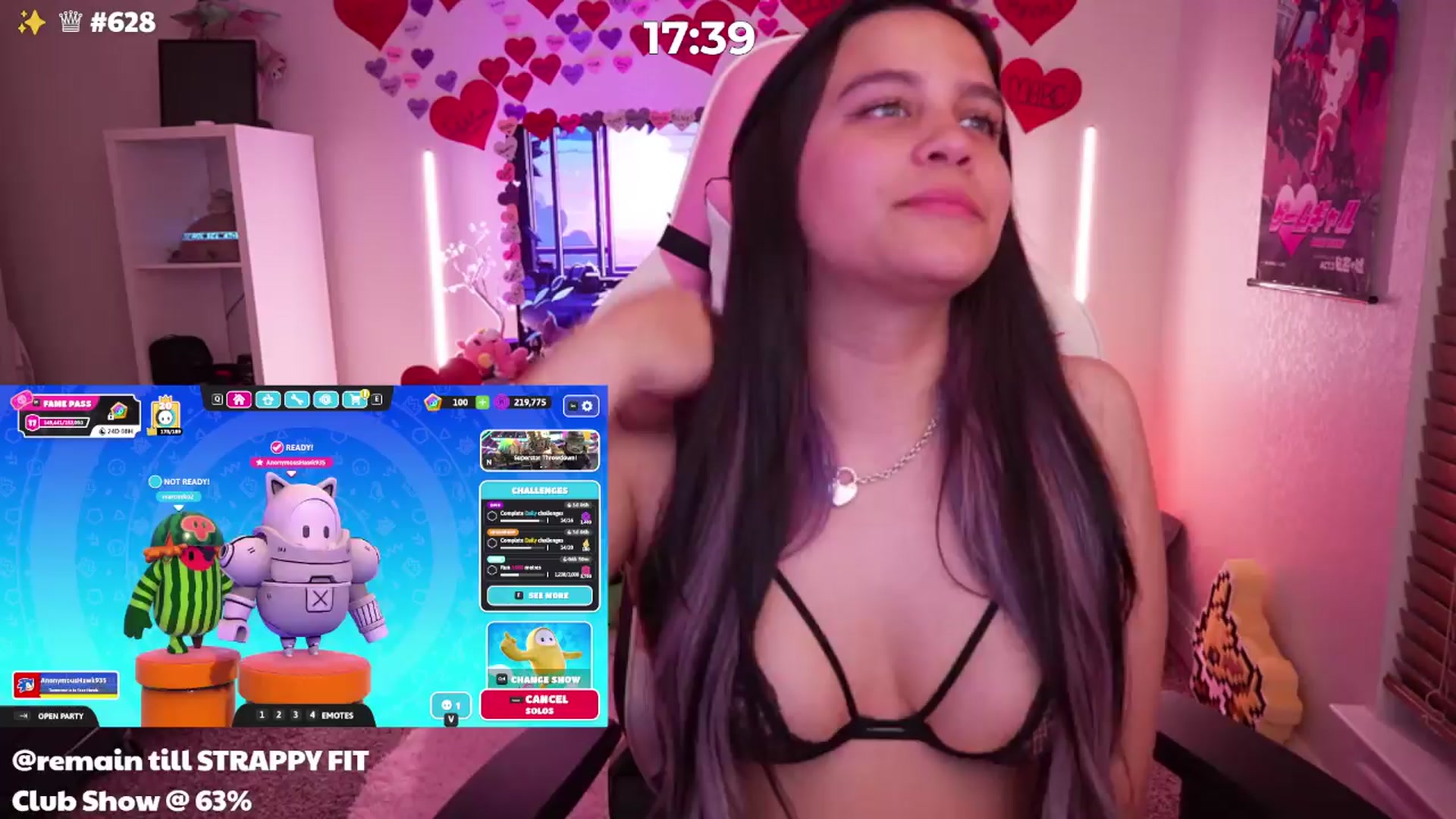 Gallery image thumbnail from Nekobeanxo's myfreecams stream on, 04/06/2024, 04:00 image 15 of 20