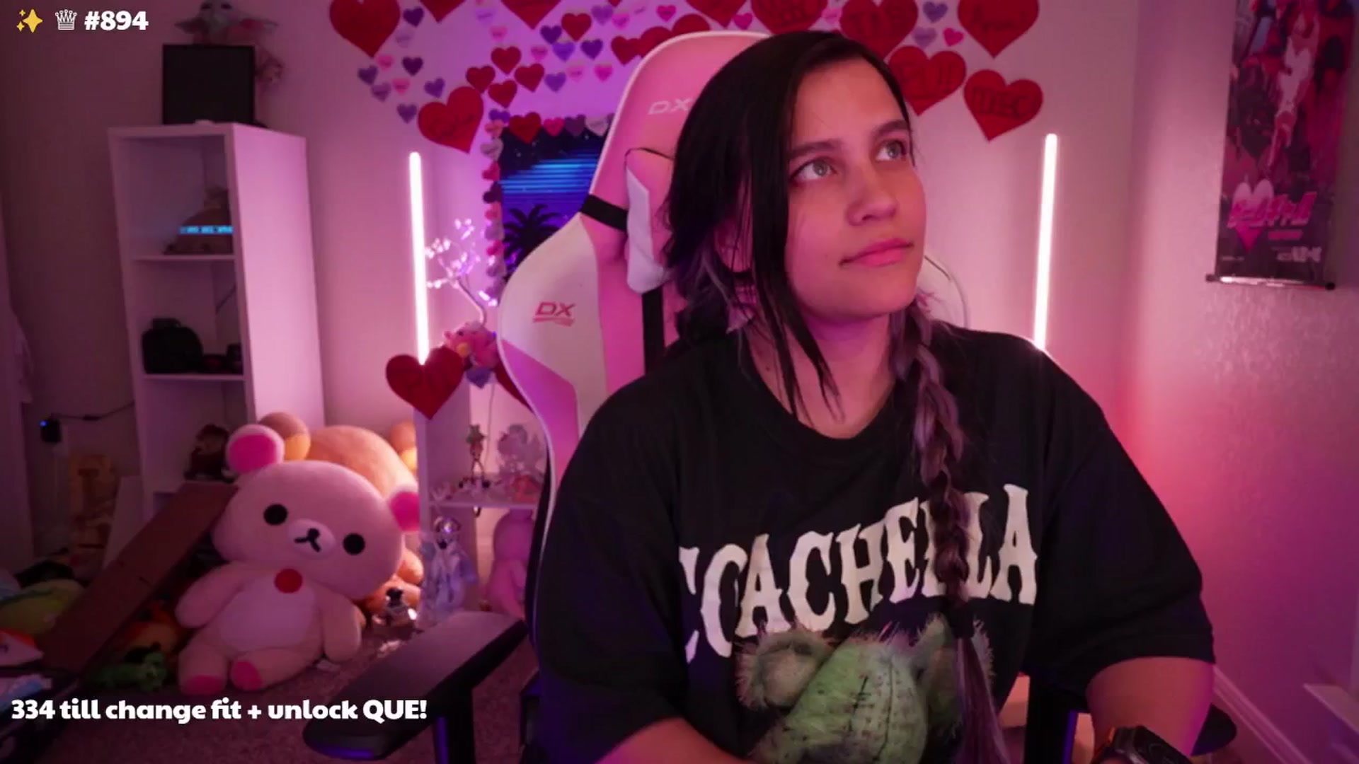 Gallery image thumbnail from Nekobeanxo's myfreecams stream on, 04/17/2024, 05:25 image 12 of 20
