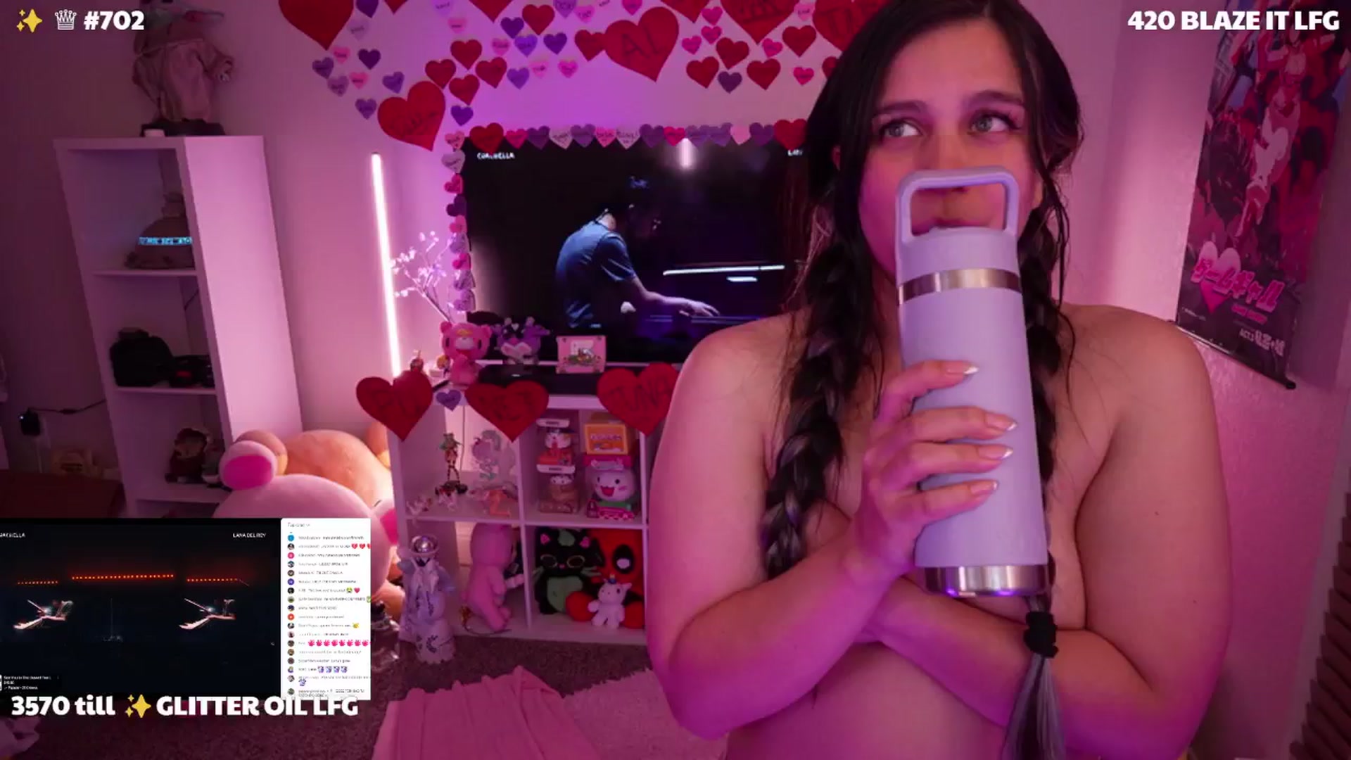 Gallery image thumbnail from Nekobeanxo's myfreecams stream on, 04/20/2024, 08:21 image 17 of 20