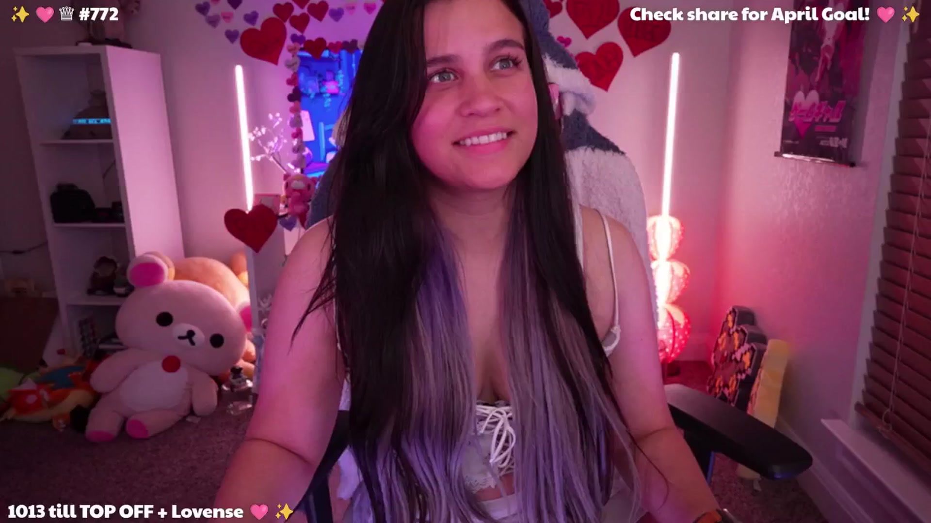 Gallery image thumbnail from Nekobeanxo's myfreecams stream on, 04/23/2024, 05:31 image 18 of 20