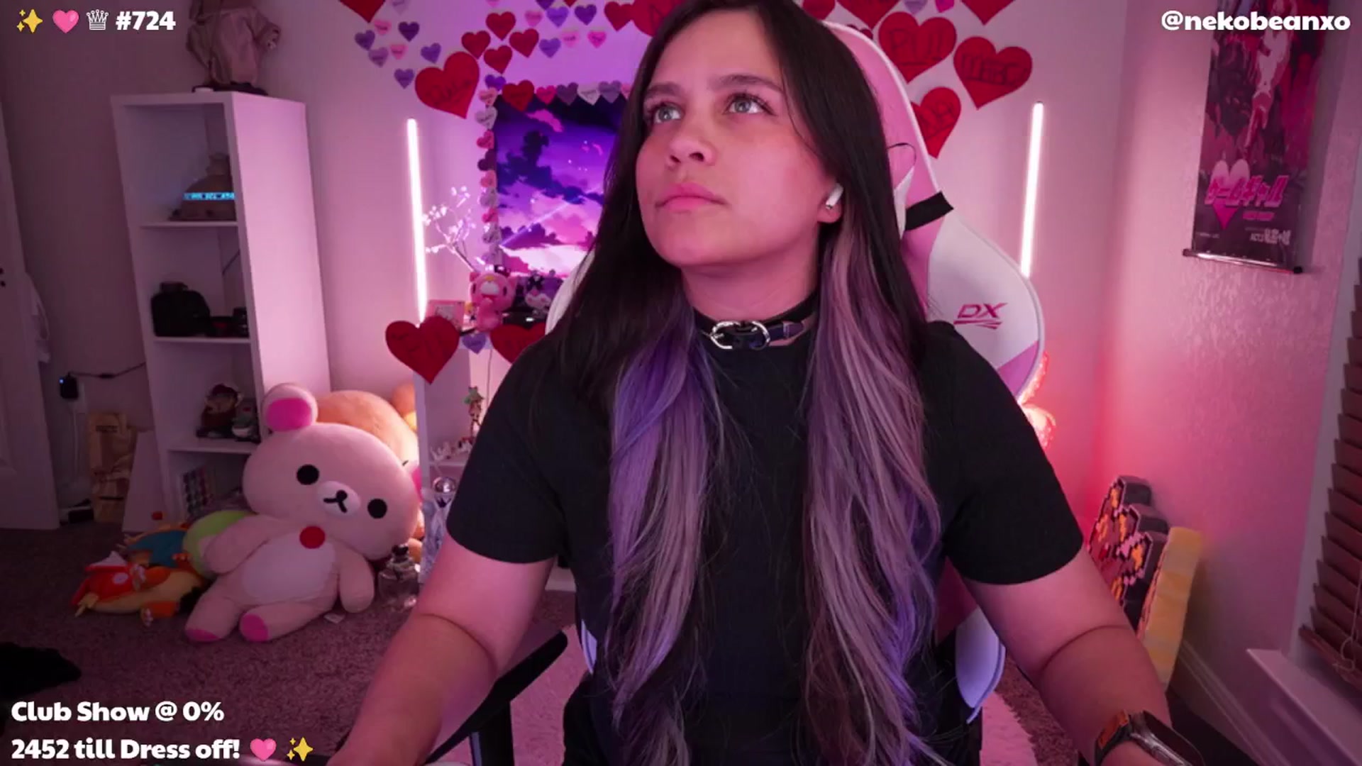 Gallery image thumbnail from Nekobeanxo's myfreecams stream on, 04/25/2024, 03:29 image 4 of 20