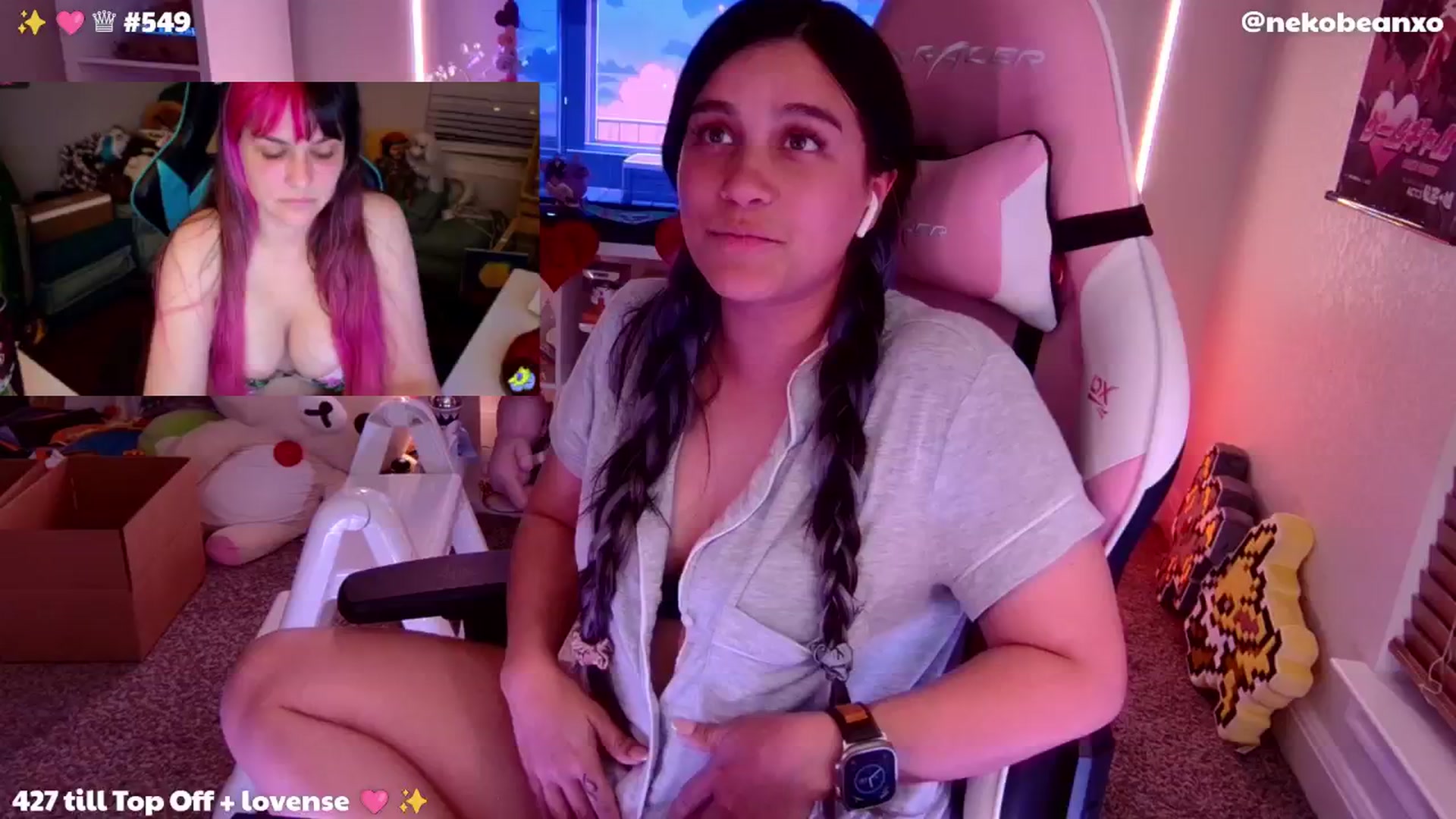 Gallery image thumbnail from Nekobeanxo's myfreecams stream on, 04/29/2024, 05:16 image 5 of 20