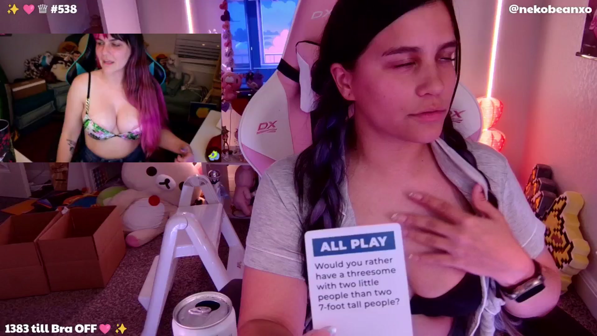 Gallery image thumbnail from Nekobeanxo's myfreecams stream on, 04/29/2024, 07:47 image 1 of 20
