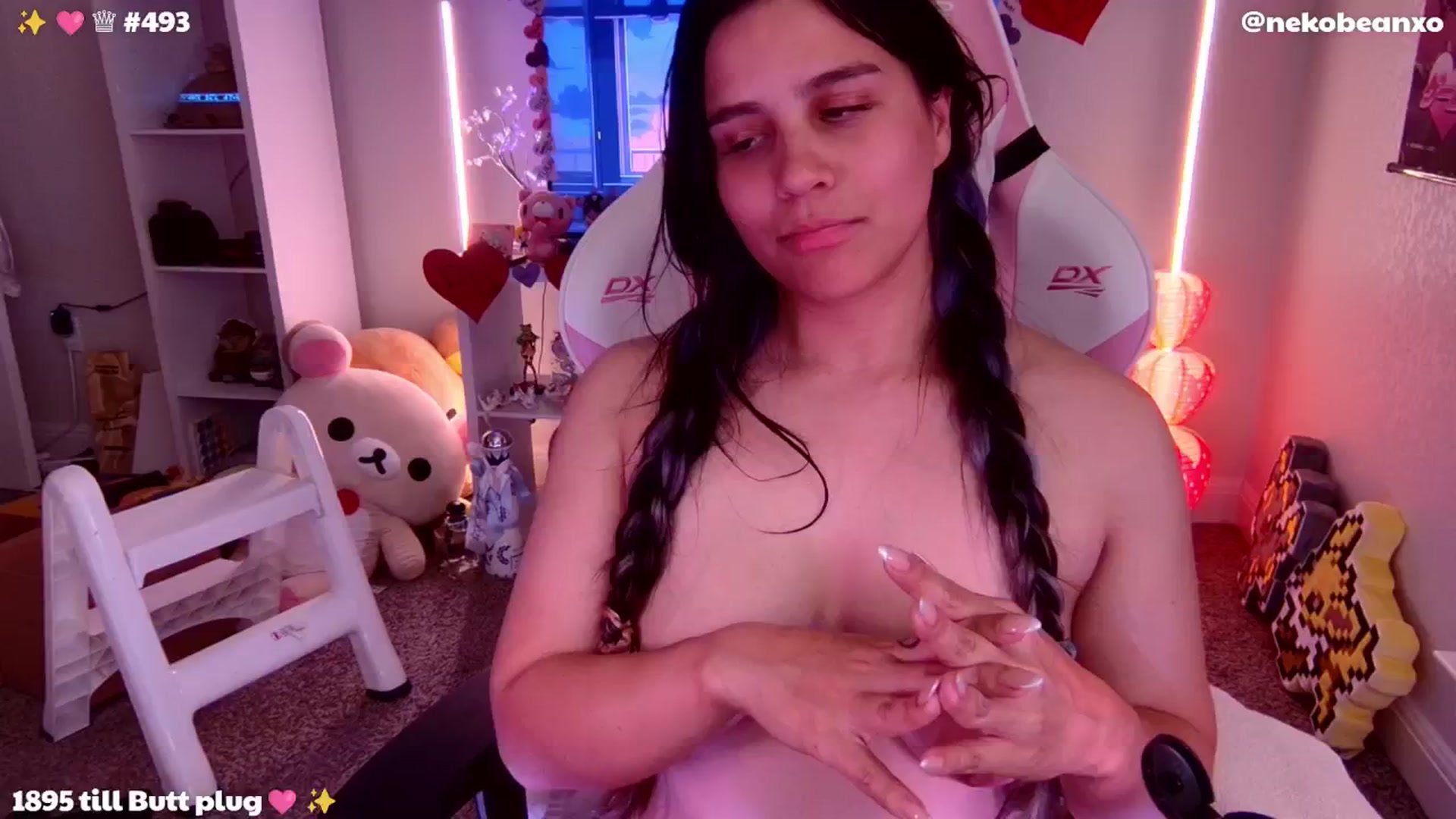Gallery image thumbnail from Nekobeanxo's myfreecams stream on, 04/29/2024, 07:47 image 19 of 20