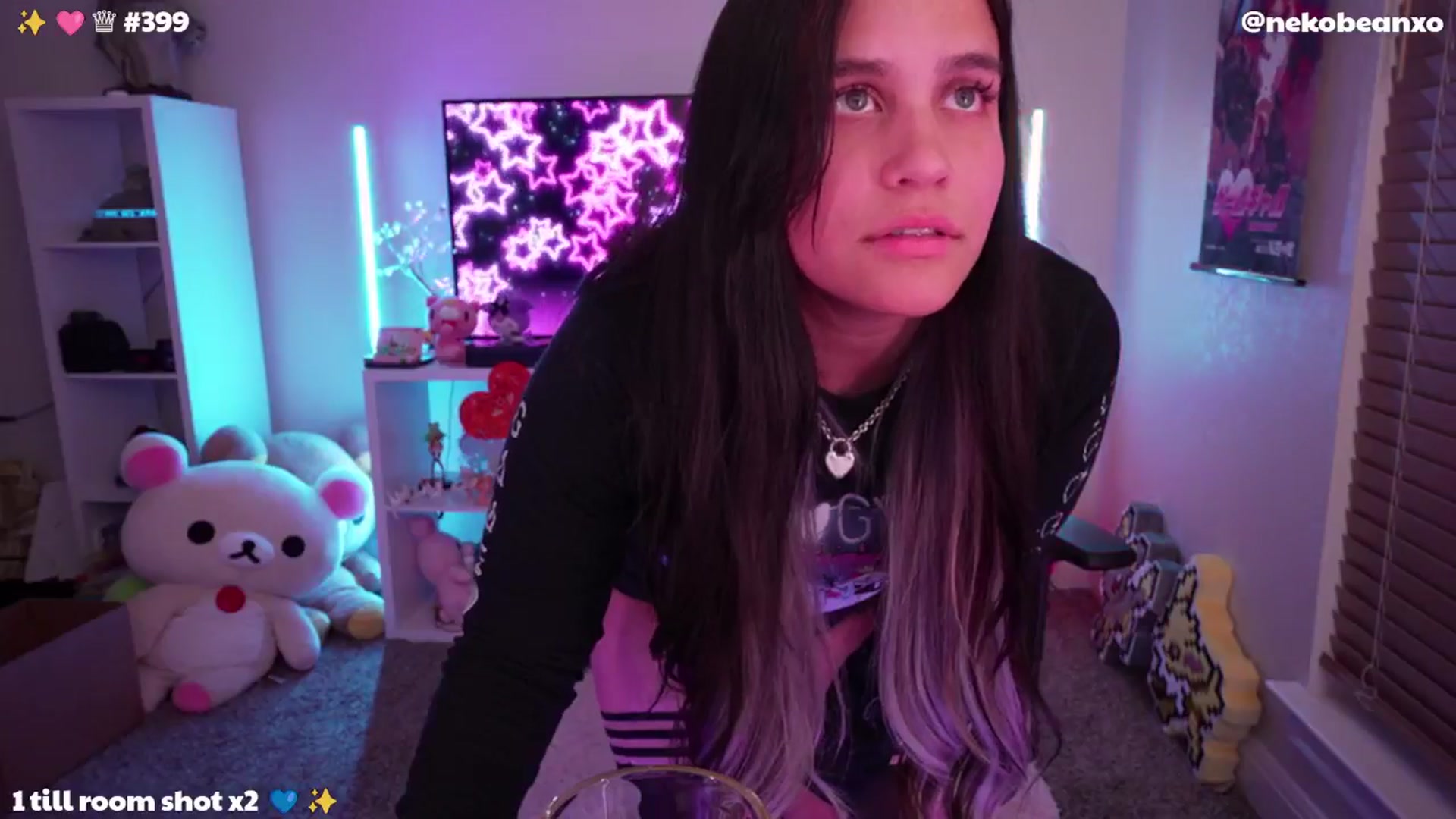 Gallery image thumbnail from Nekobeanxo's myfreecams stream on, 05/01/2024, 06:53 image 12 of 20