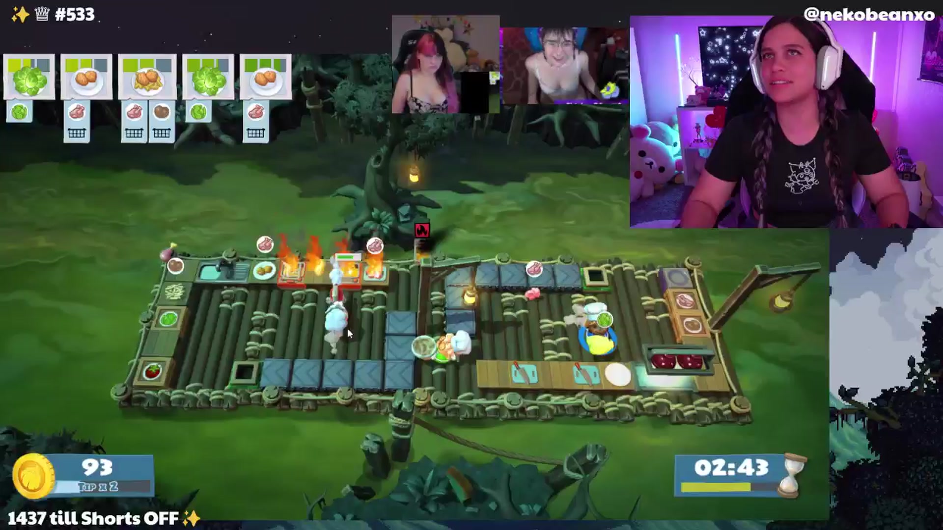 Gallery image thumbnail from Nekobeanxo's myfreecams stream on, 05/04/2024, 06:34 image 14 of 20