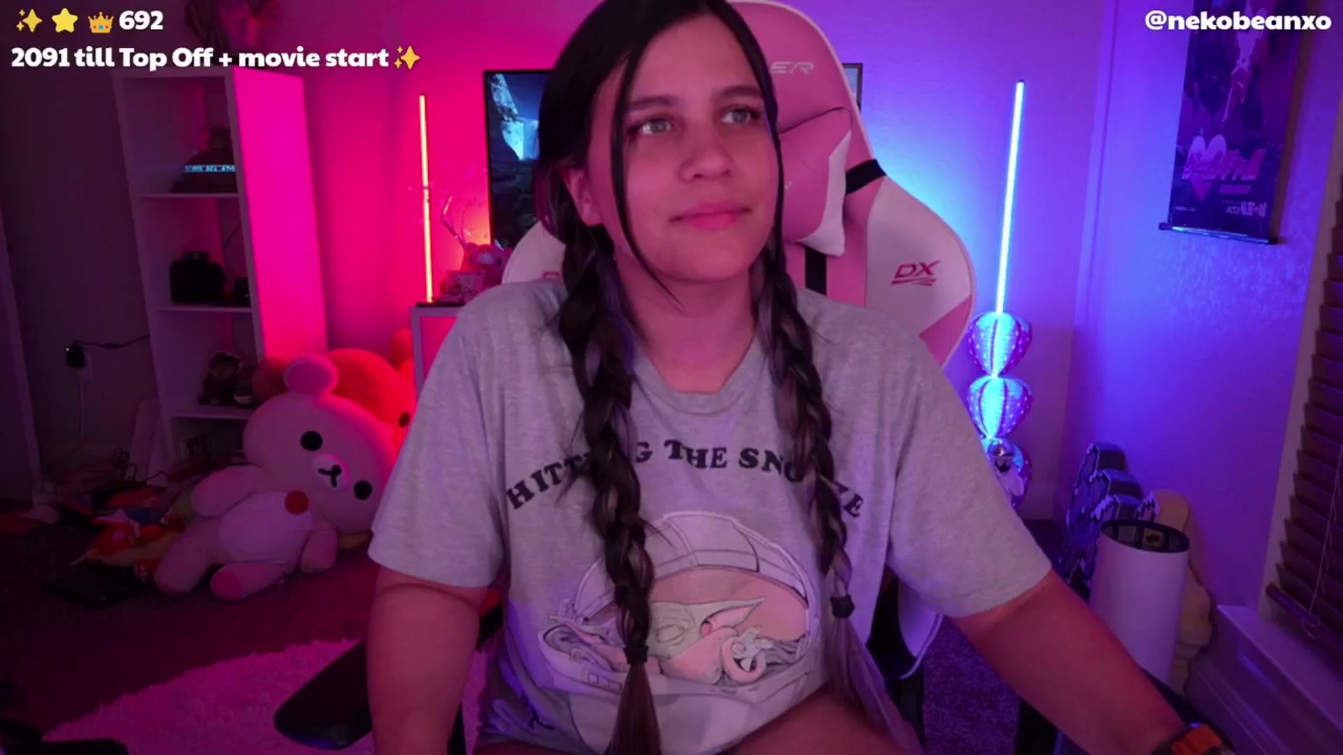 Gallery image thumbnail from Nekobeanxo's myfreecams stream on, 05/05/2024, 05:10 image 9 of 20