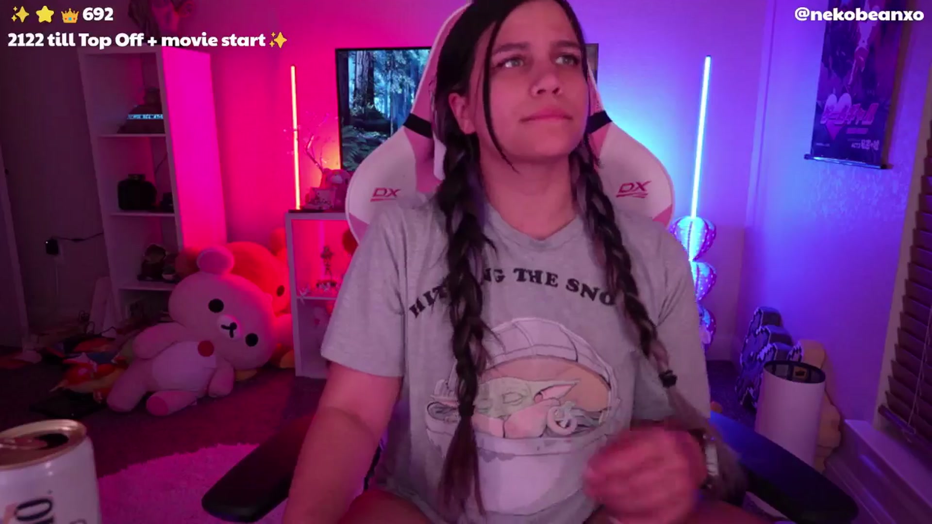 Gallery image thumbnail from Nekobeanxo's myfreecams stream on, 05/05/2024, 05:10 image 7 of 20