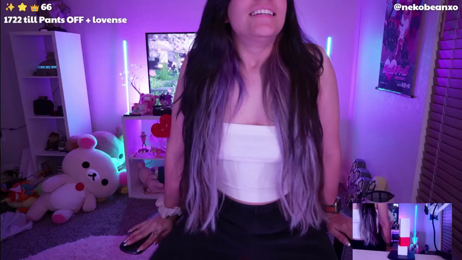 Gallery image thumbnail from Nekobeanxo's myfreecams stream on, 05/06/2024, 10:39 image 8 of 20