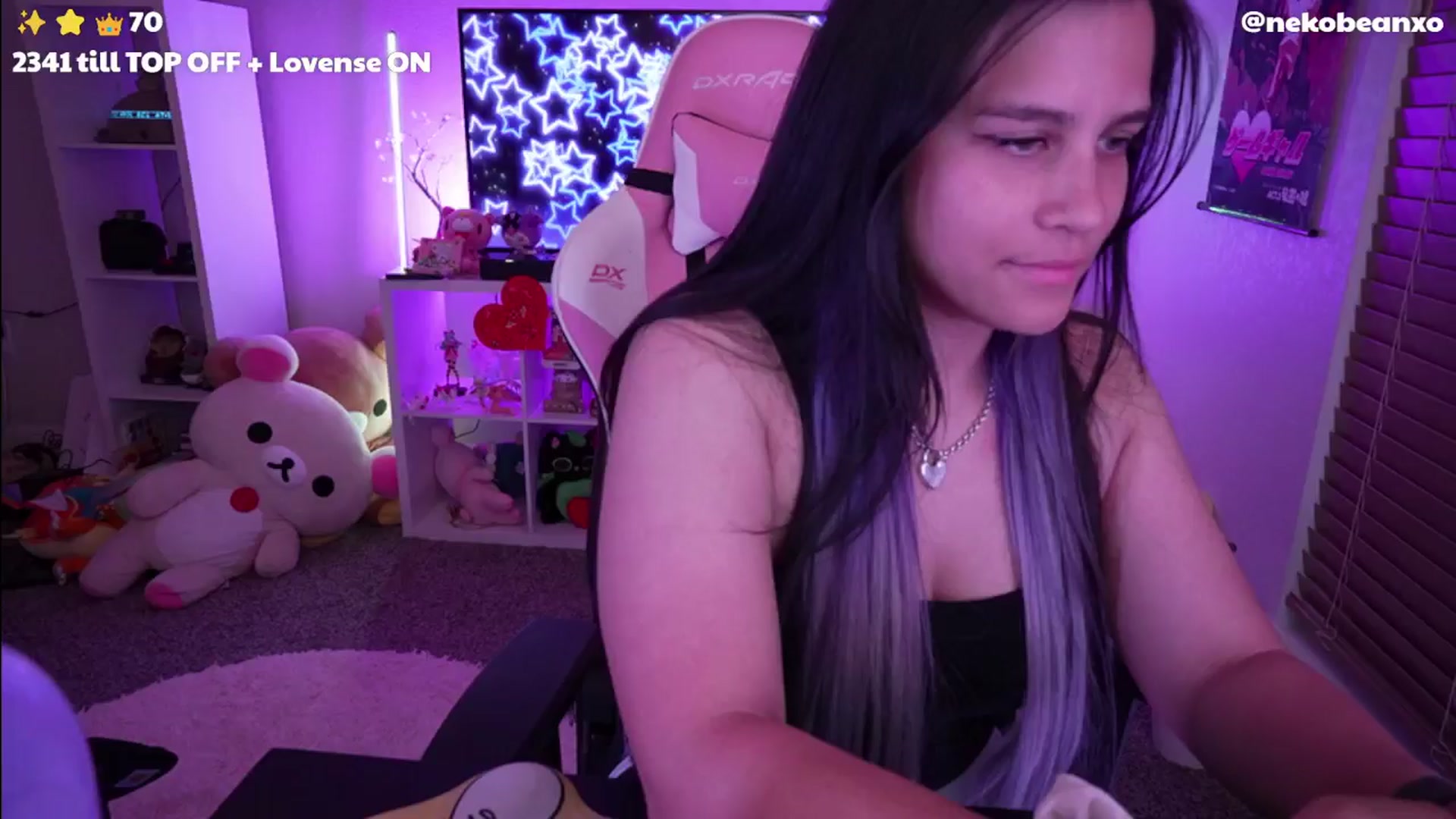 Gallery image thumbnail from Nekobeanxo's myfreecams stream on, 05/09/2024, 07:06 image 1 of 20