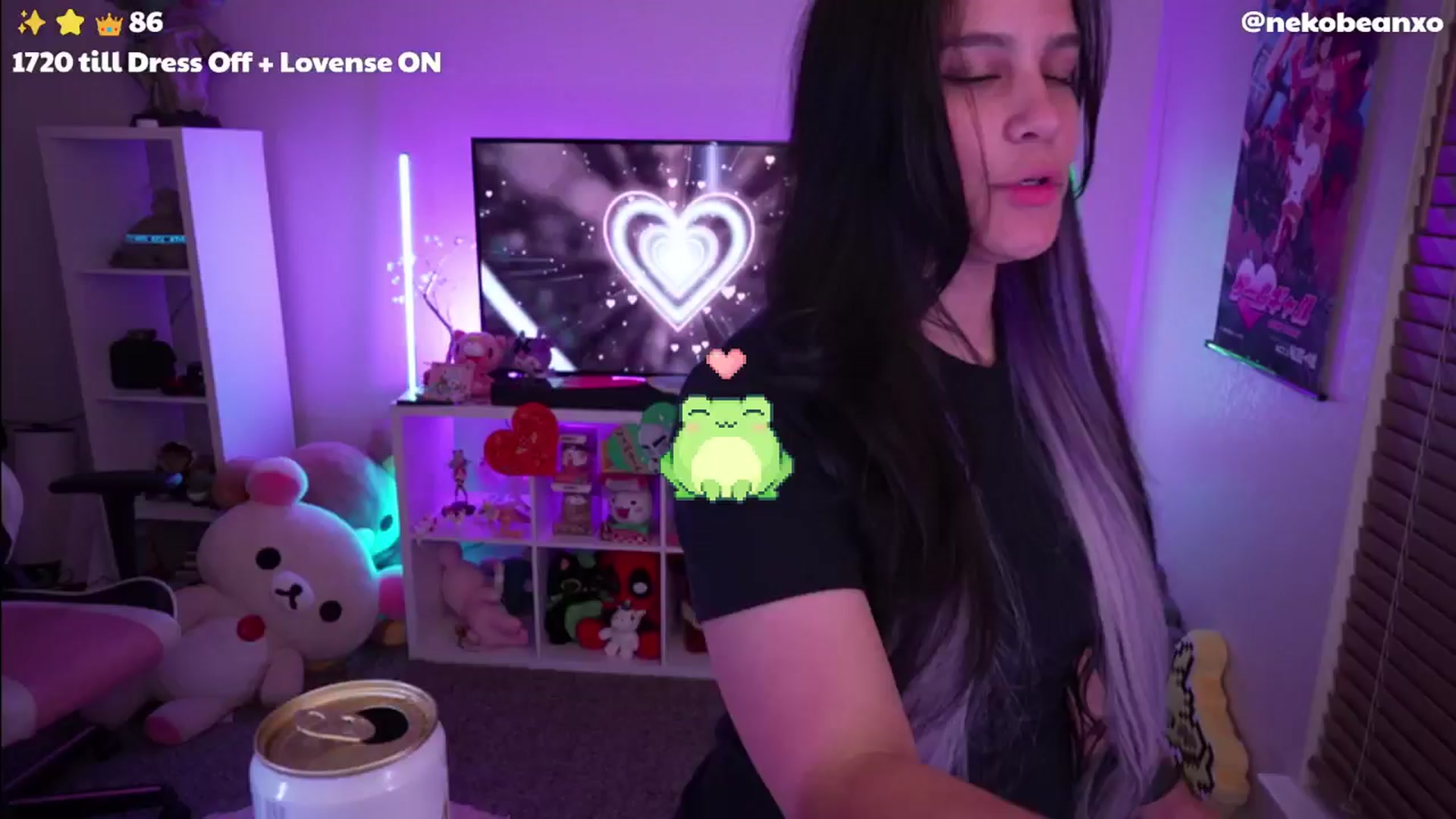 Gallery image thumbnail from Nekobeanxo's myfreecams stream on, 05/10/2024, 04:36 image 4 of 20