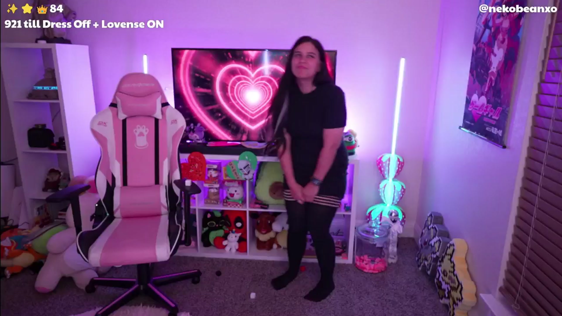 Gallery image thumbnail from Nekobeanxo's myfreecams stream on, 05/10/2024, 04:36 image 18 of 20