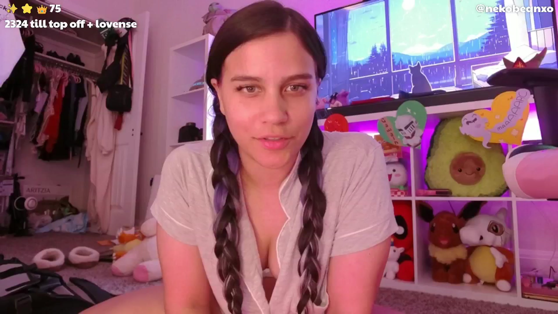 Gallery image thumbnail from Nekobeanxo's myfreecams stream on, 05/13/2024, 05:27 image 7 of 20