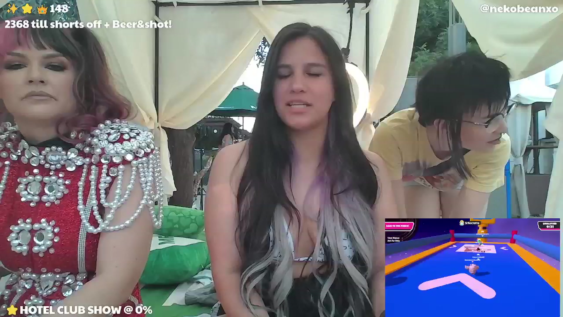 Gallery image thumbnail from Nekobeanxo's myfreecams stream on, 05/22/2024, 01:44 image 8 of 20