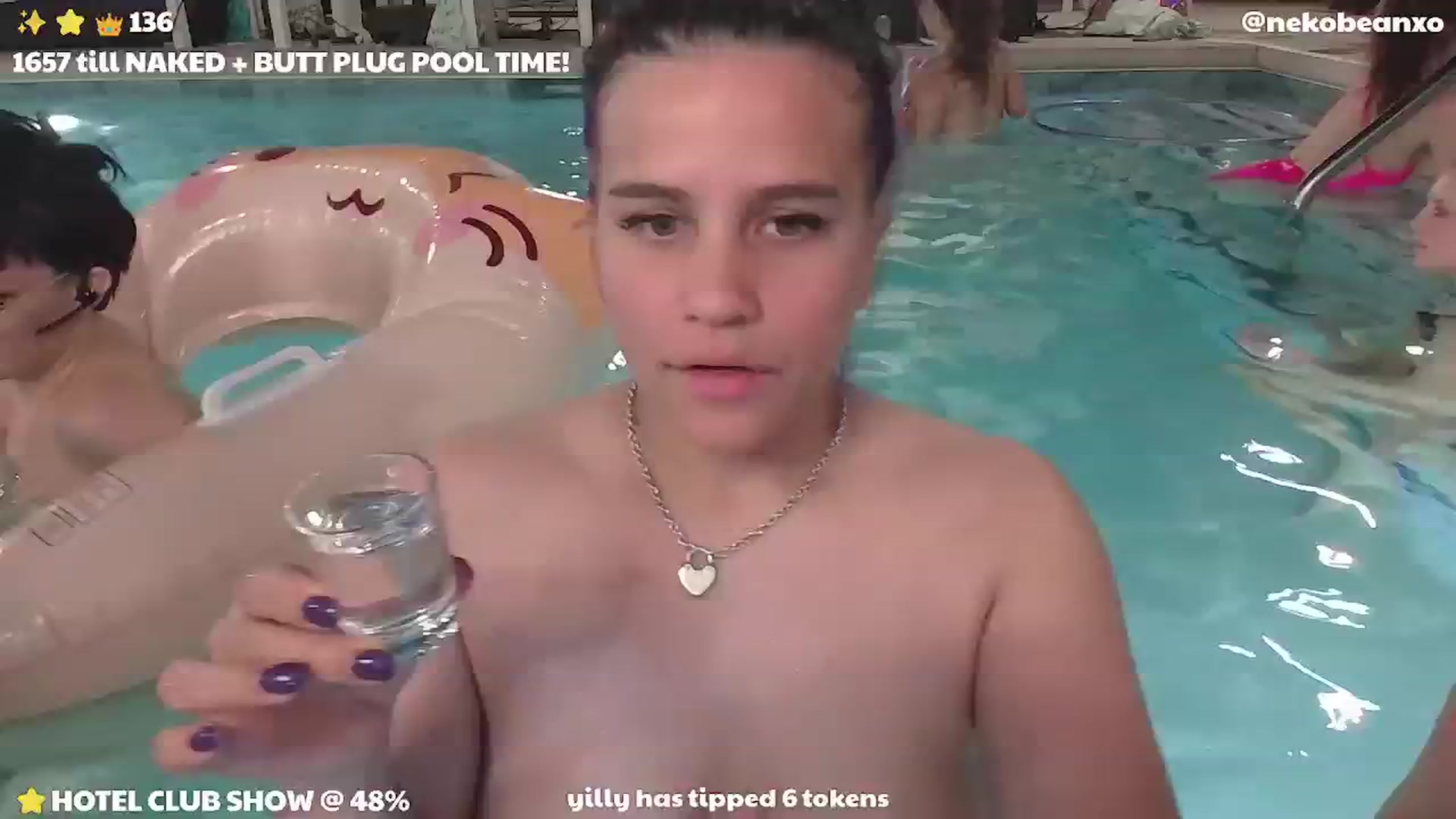 Gallery image thumbnail from Nekobeanxo's myfreecams stream on, 05/23/2024, 08:37 image 7 of 20