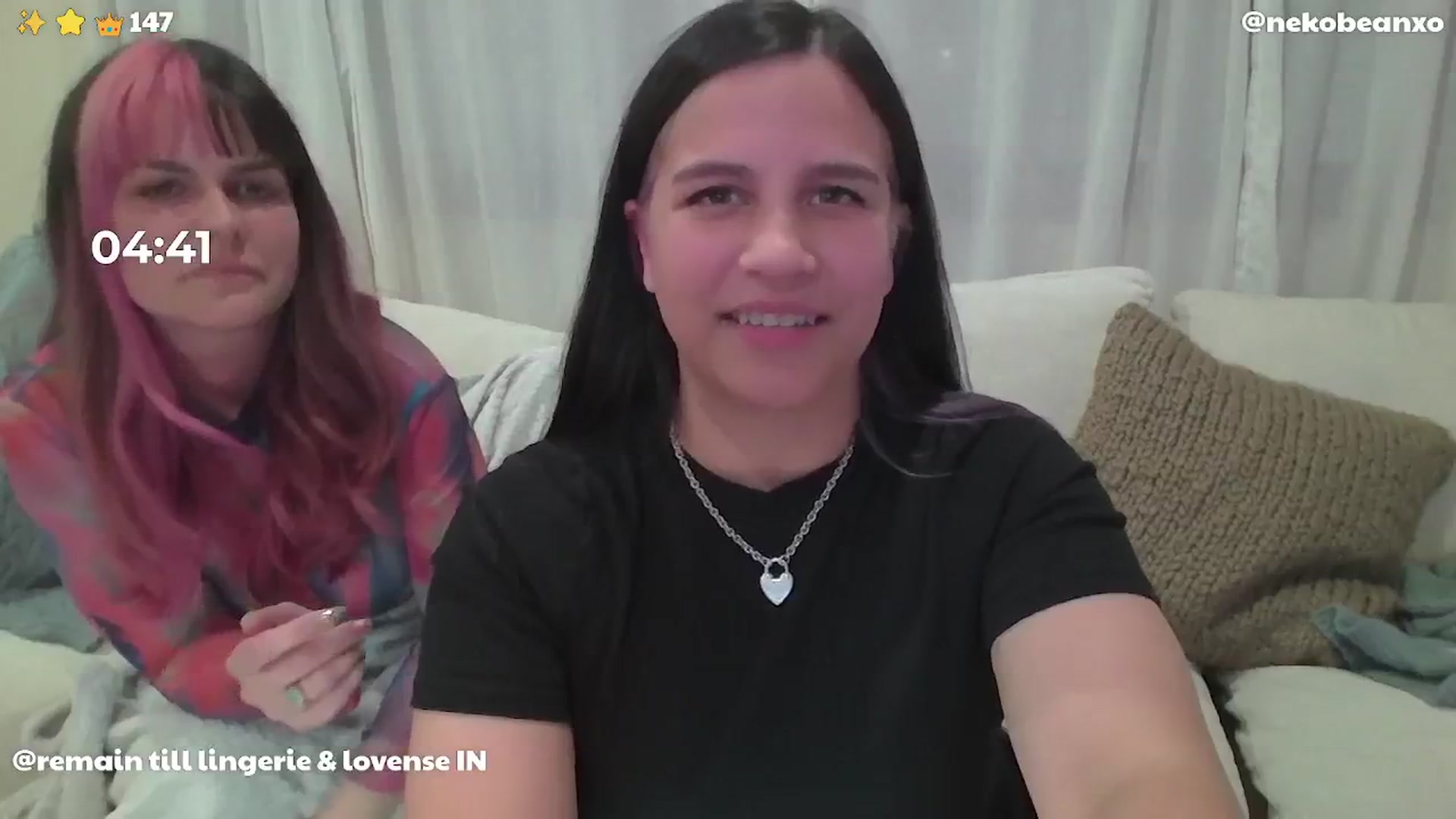 Gallery image thumbnail from Nekobeanxo's myfreecams stream on, 05/25/2024, 06:20 image 13 of 20