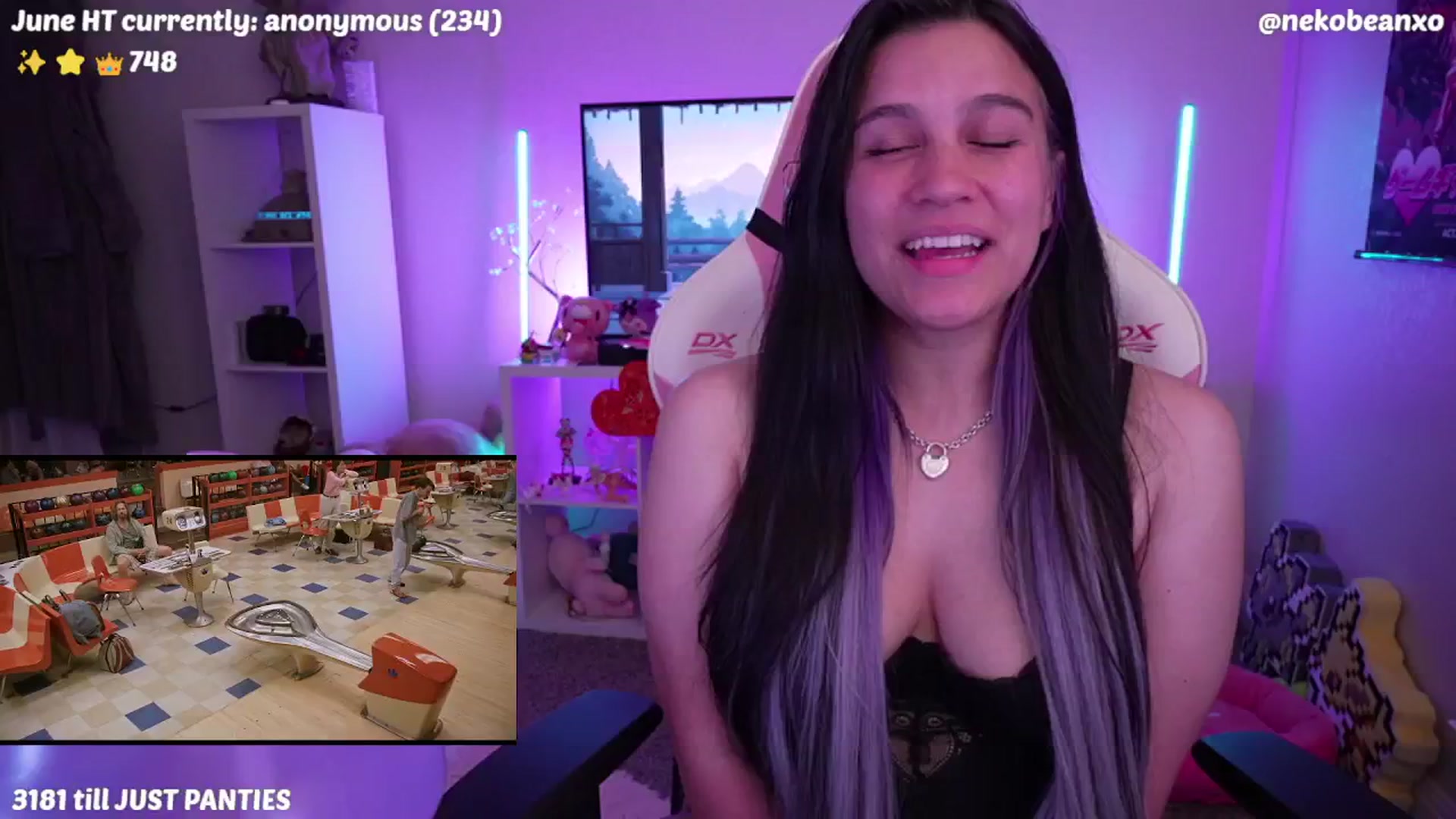 Gallery image thumbnail from Nekobeanxo's myfreecams stream on, 06/02/2024, 07:07 image 12 of 20