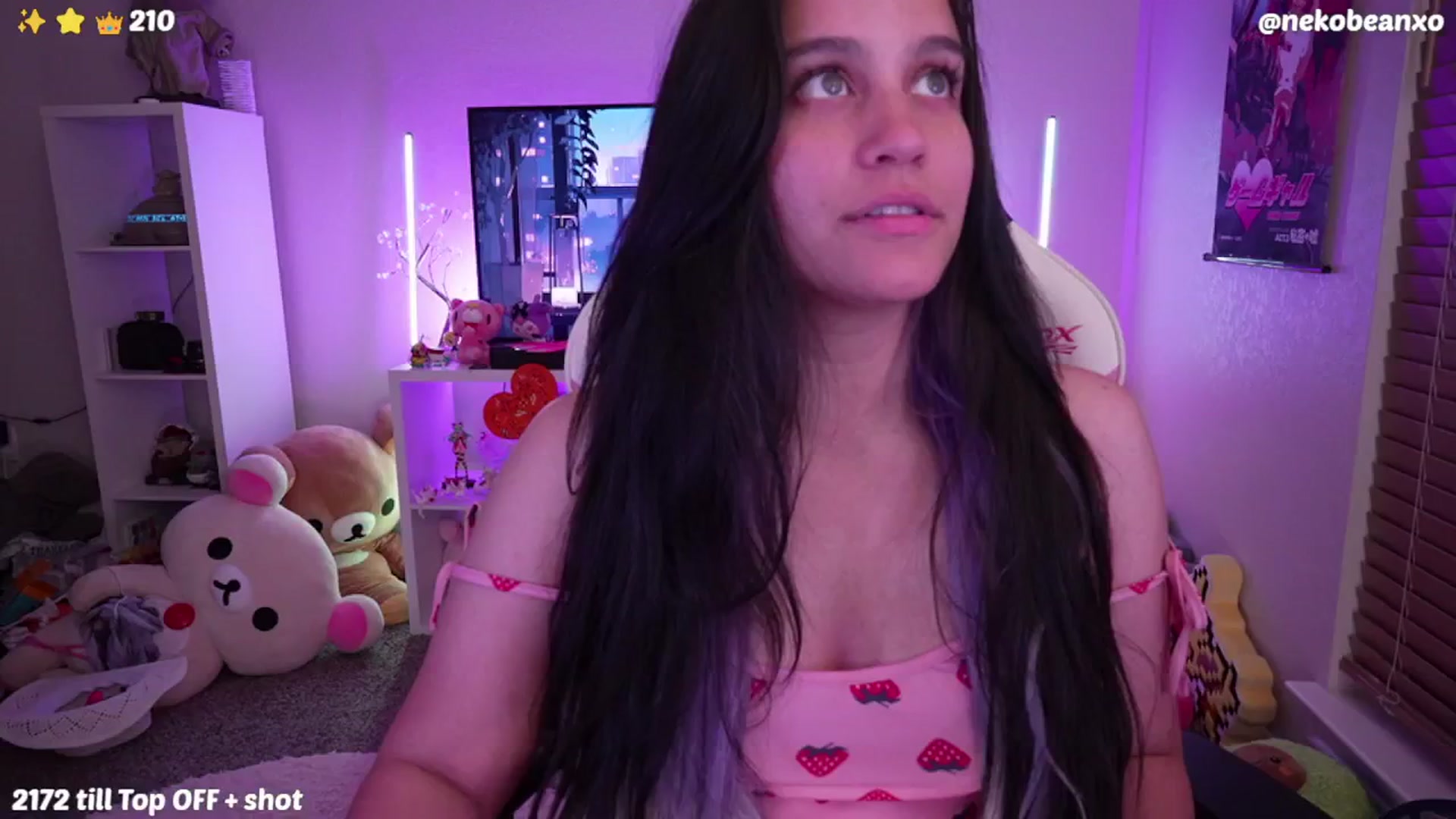 Gallery image thumbnail from Nekobeanxo's myfreecams stream on, 06/08/2024, 06:36 image 2 of 20
