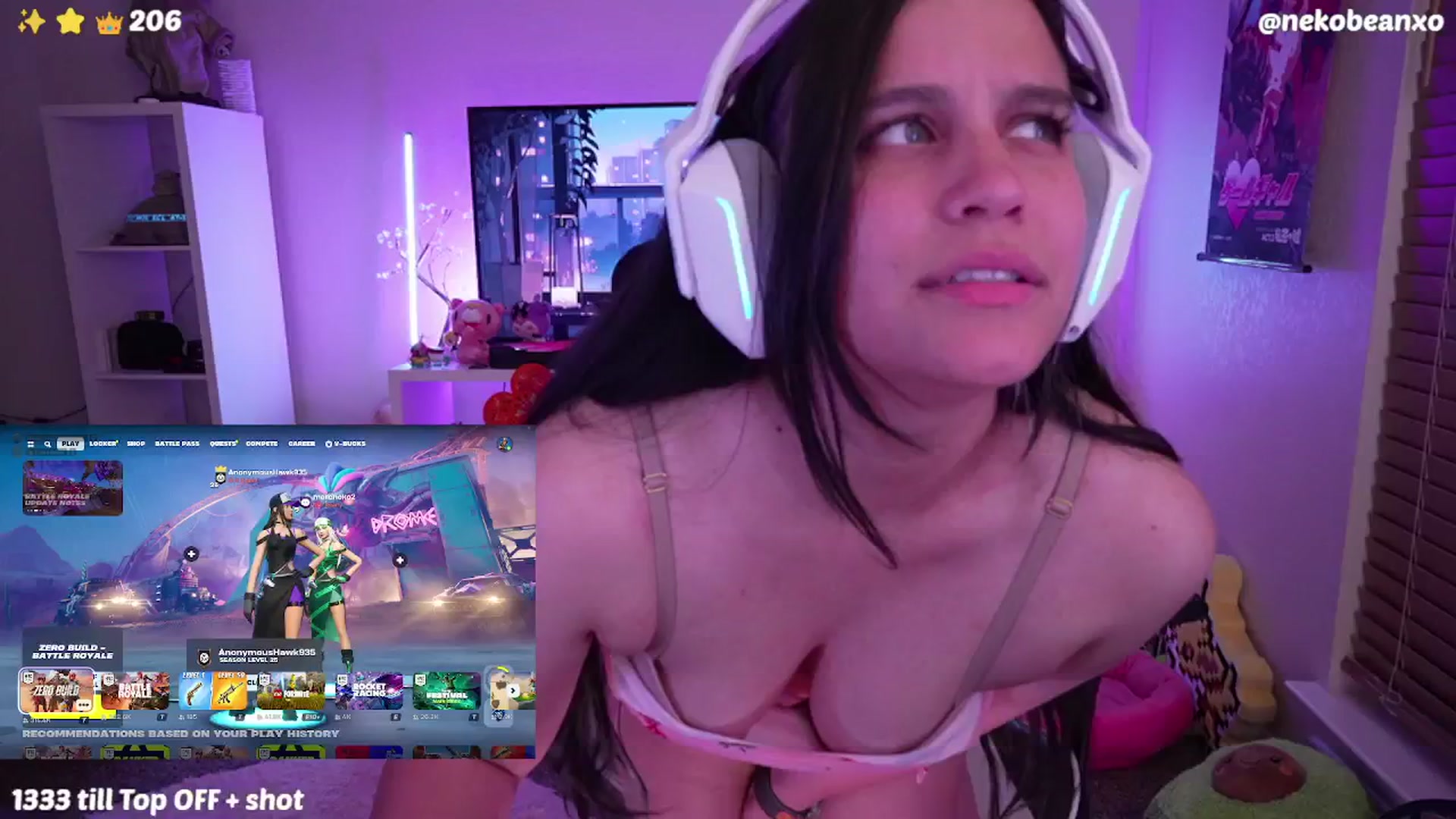 Gallery image thumbnail from Nekobeanxo's myfreecams stream on, 06/08/2024, 06:36 image 5 of 20