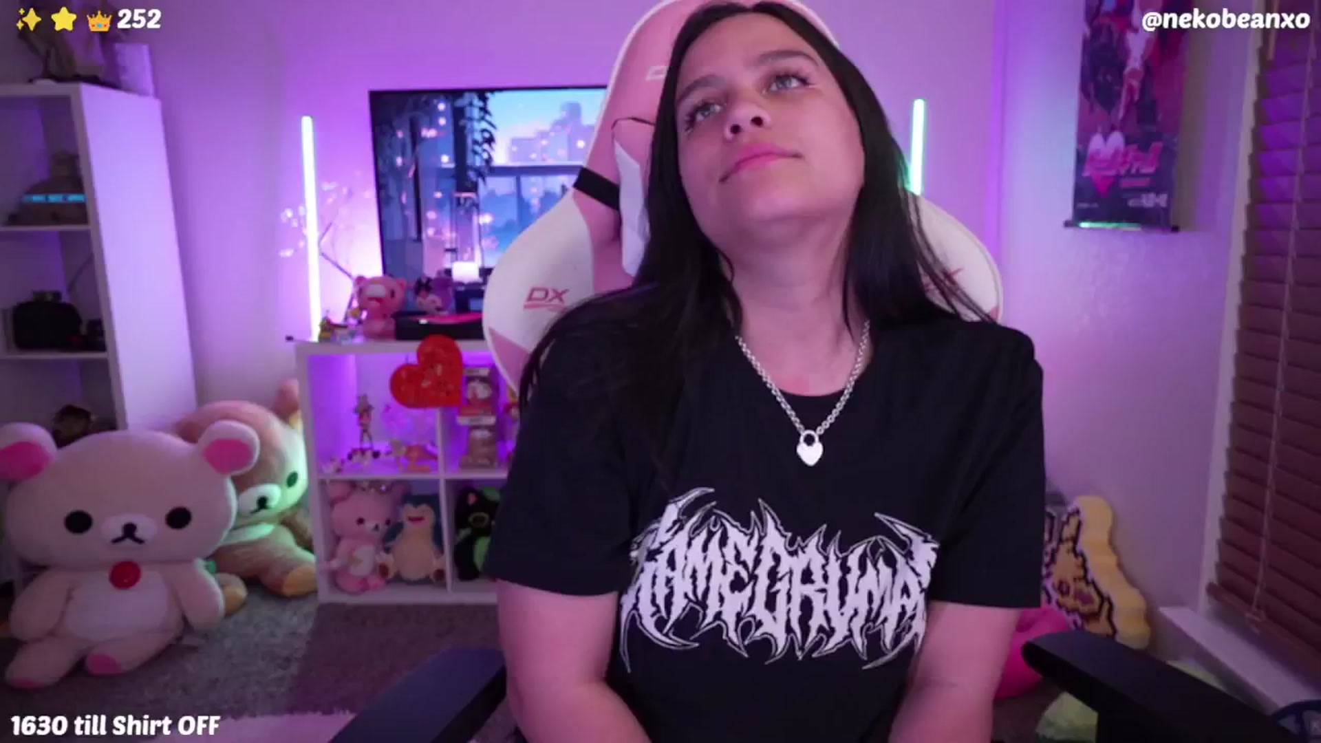 Gallery image thumbnail from Nekobeanxo's myfreecams stream on, 06/12/2024, 07:24 image 13 of 20