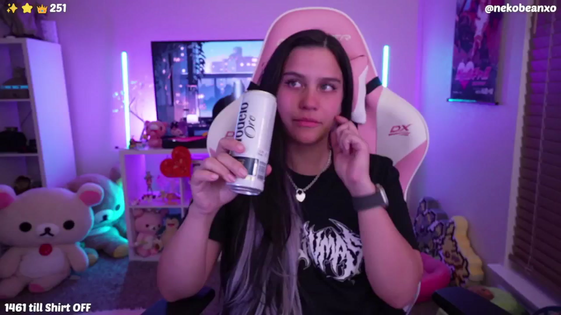 Gallery image thumbnail from Nekobeanxo's myfreecams stream on, 06/12/2024, 07:24 image 17 of 20